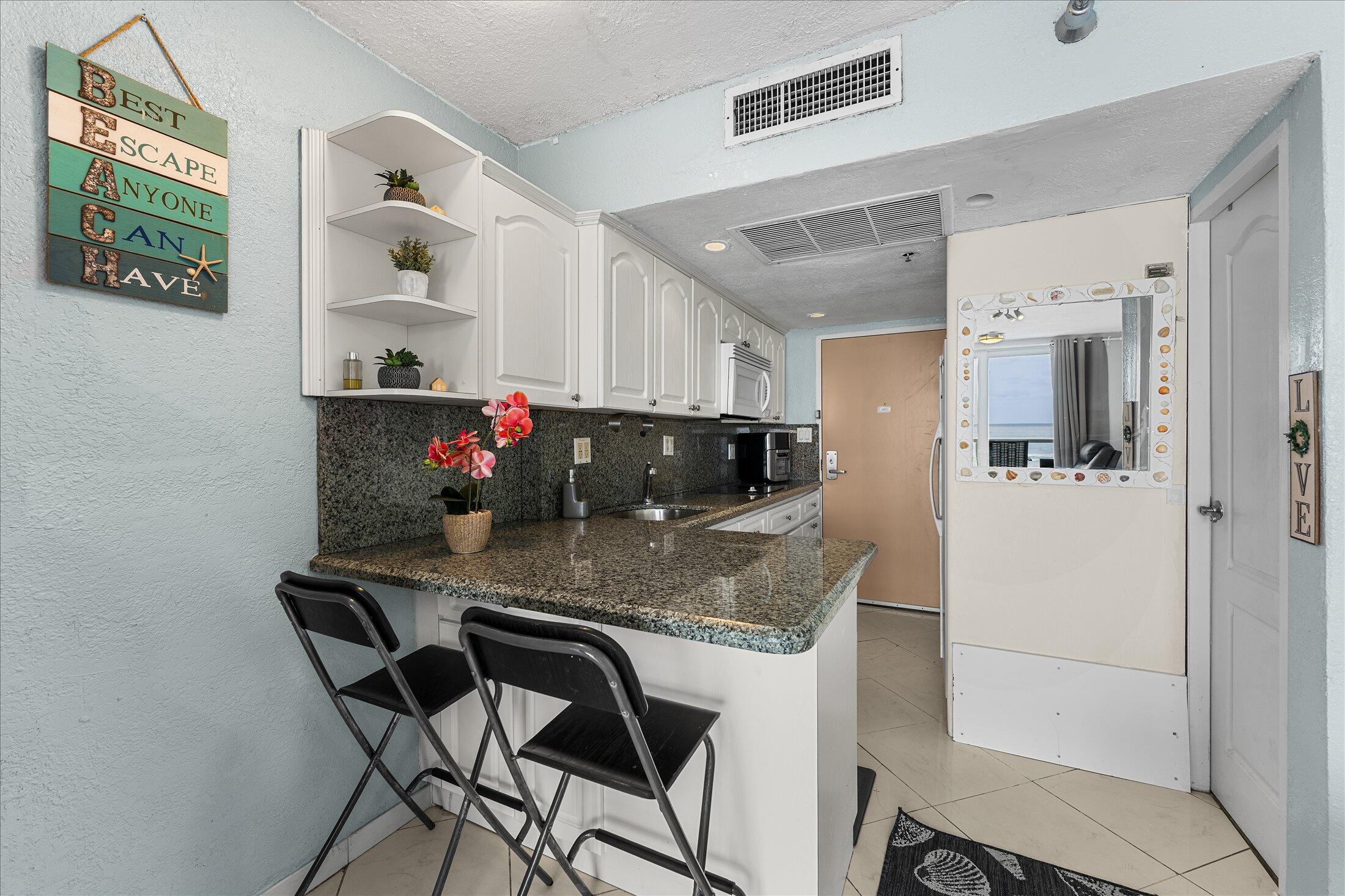 19201 Collins Avenue 114