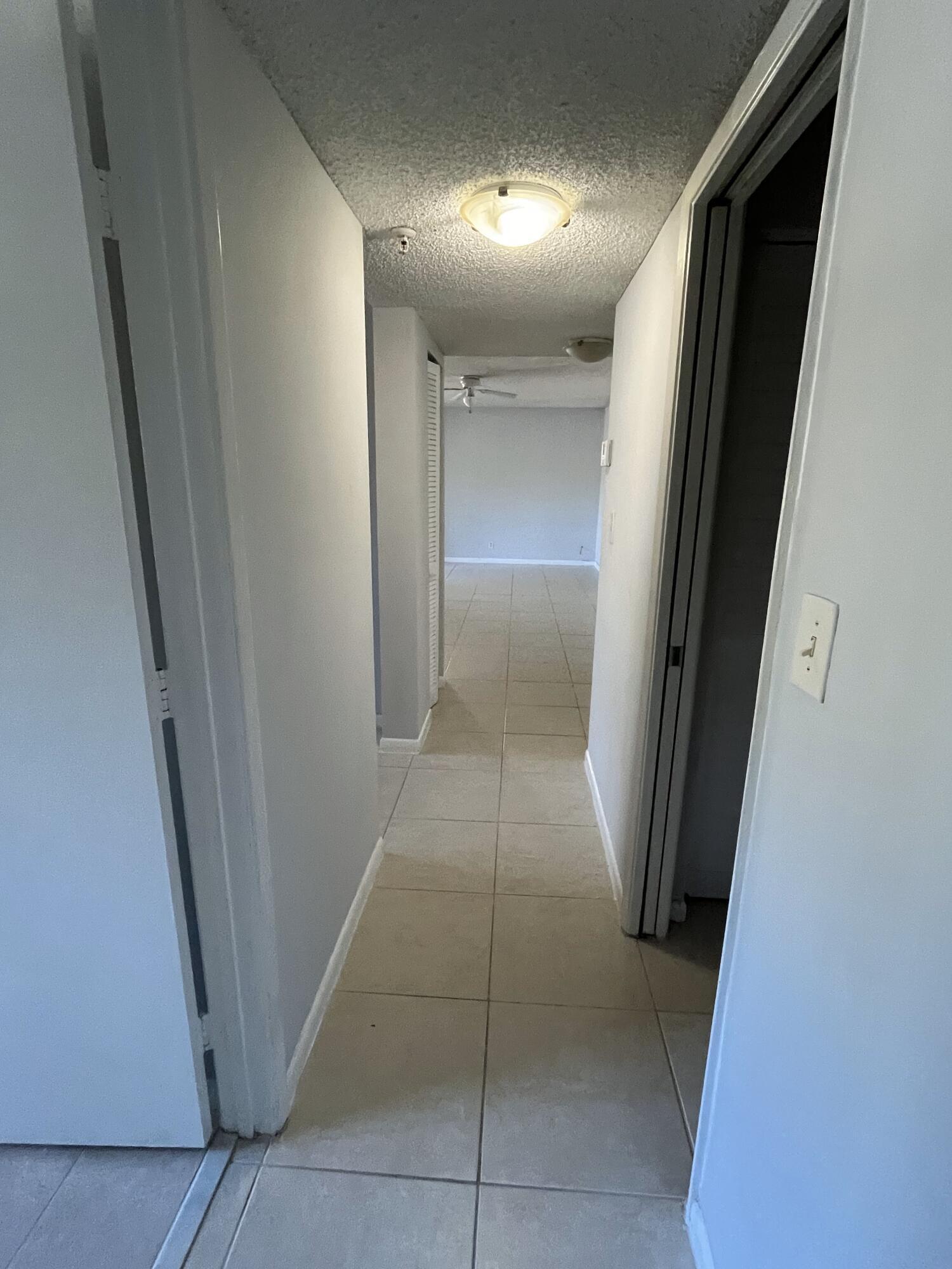 1915 Lavers Circle E E101