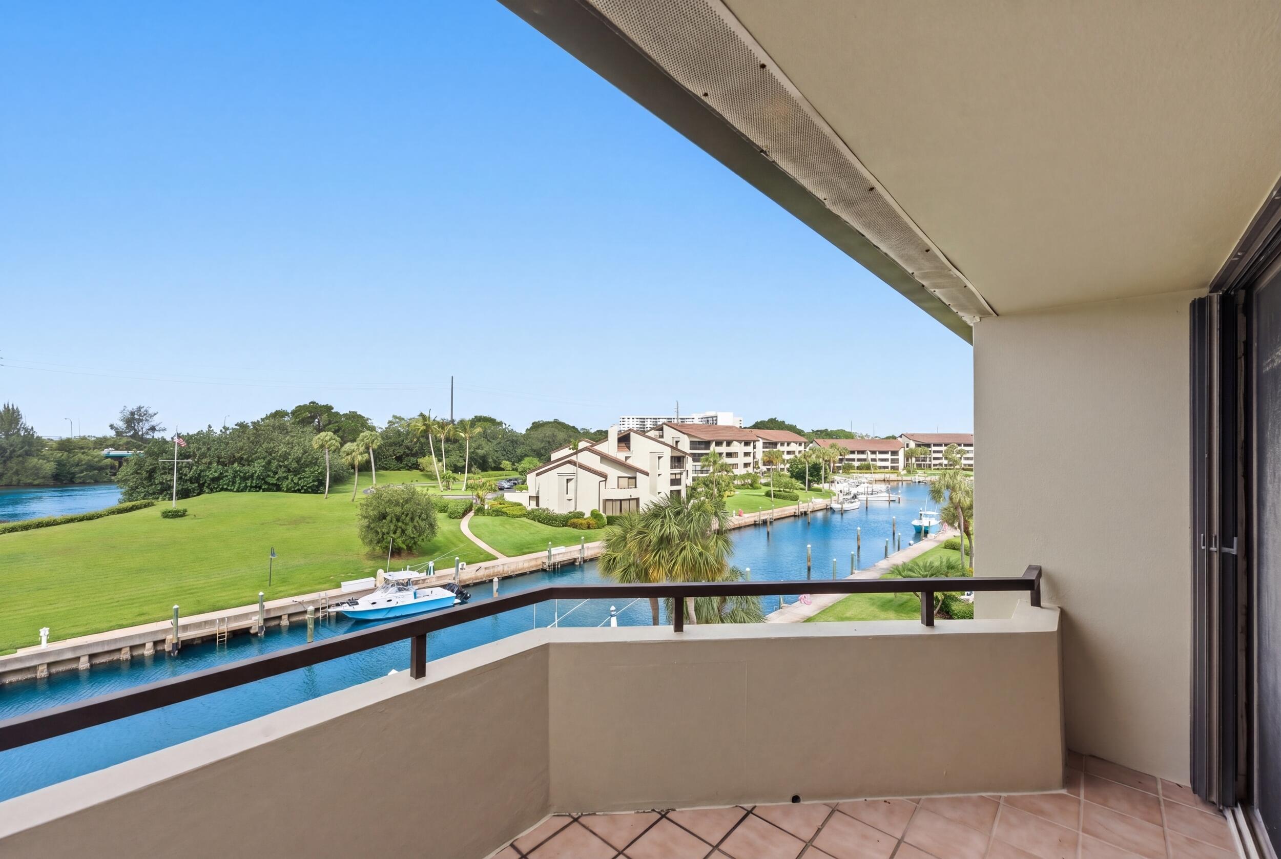 1109 E Marine Way E L4r