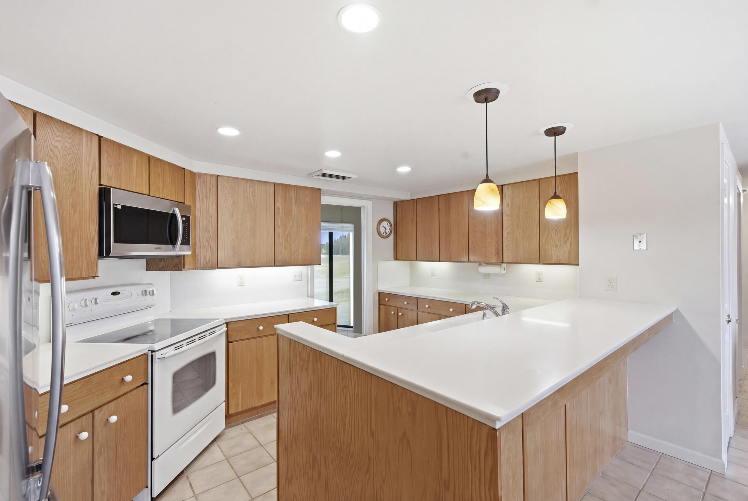 1109 E Marine Way E L4r