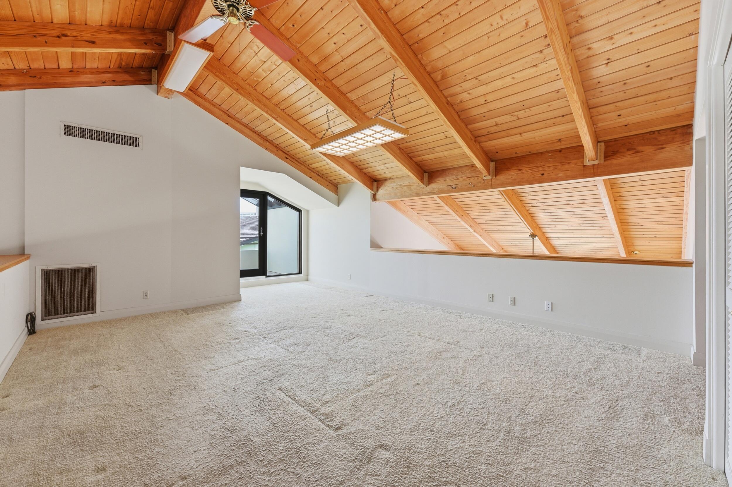 1109 E Marine Way E L4r