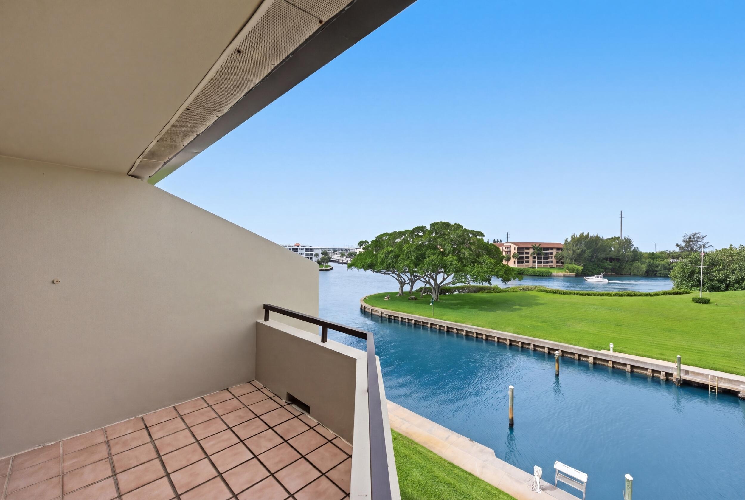 1109 E Marine Way E L4r