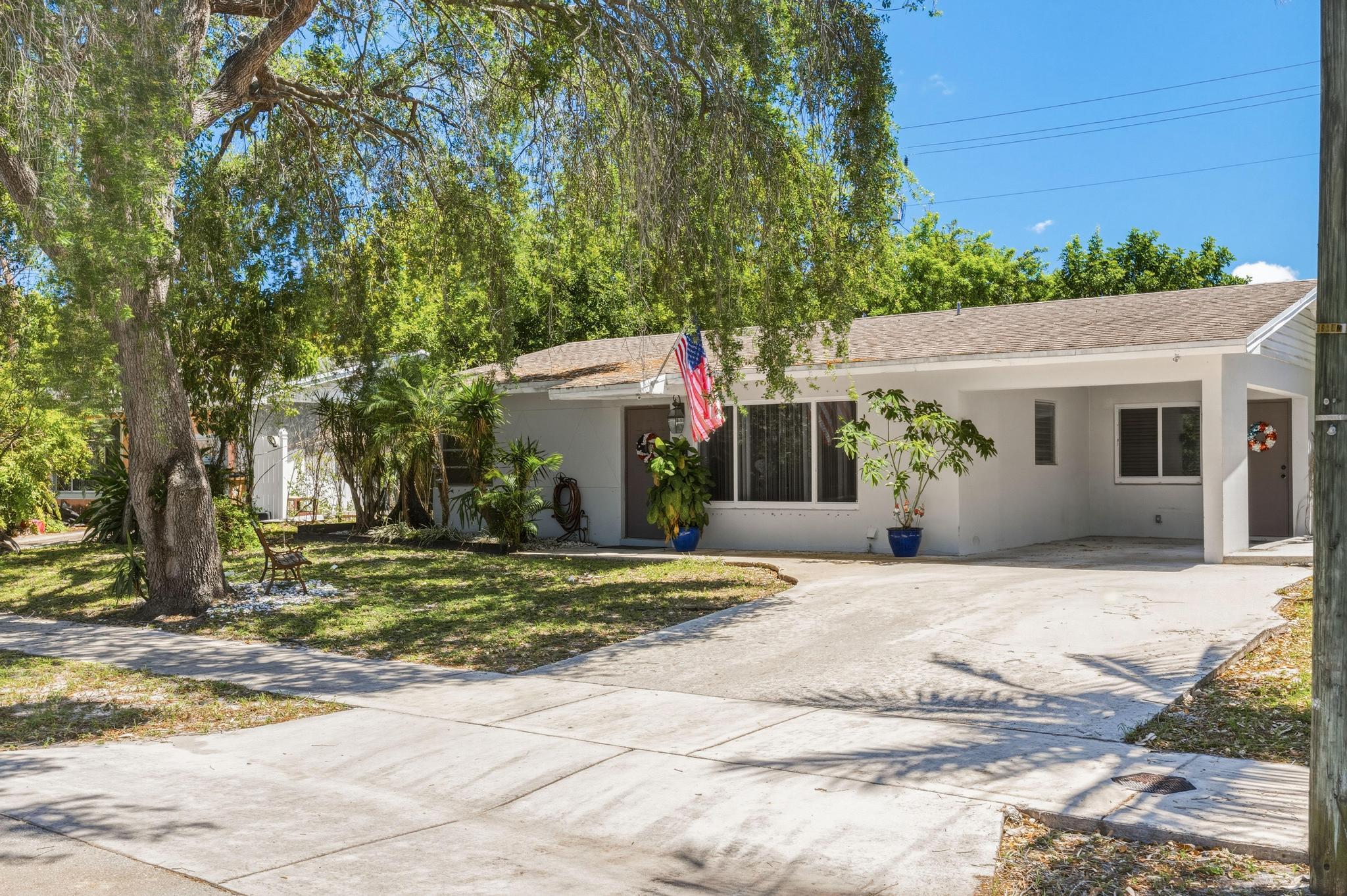 340 NE 44th Court