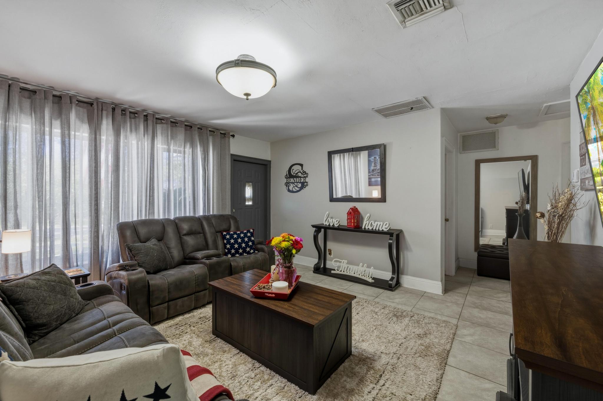340 NE 44th Court