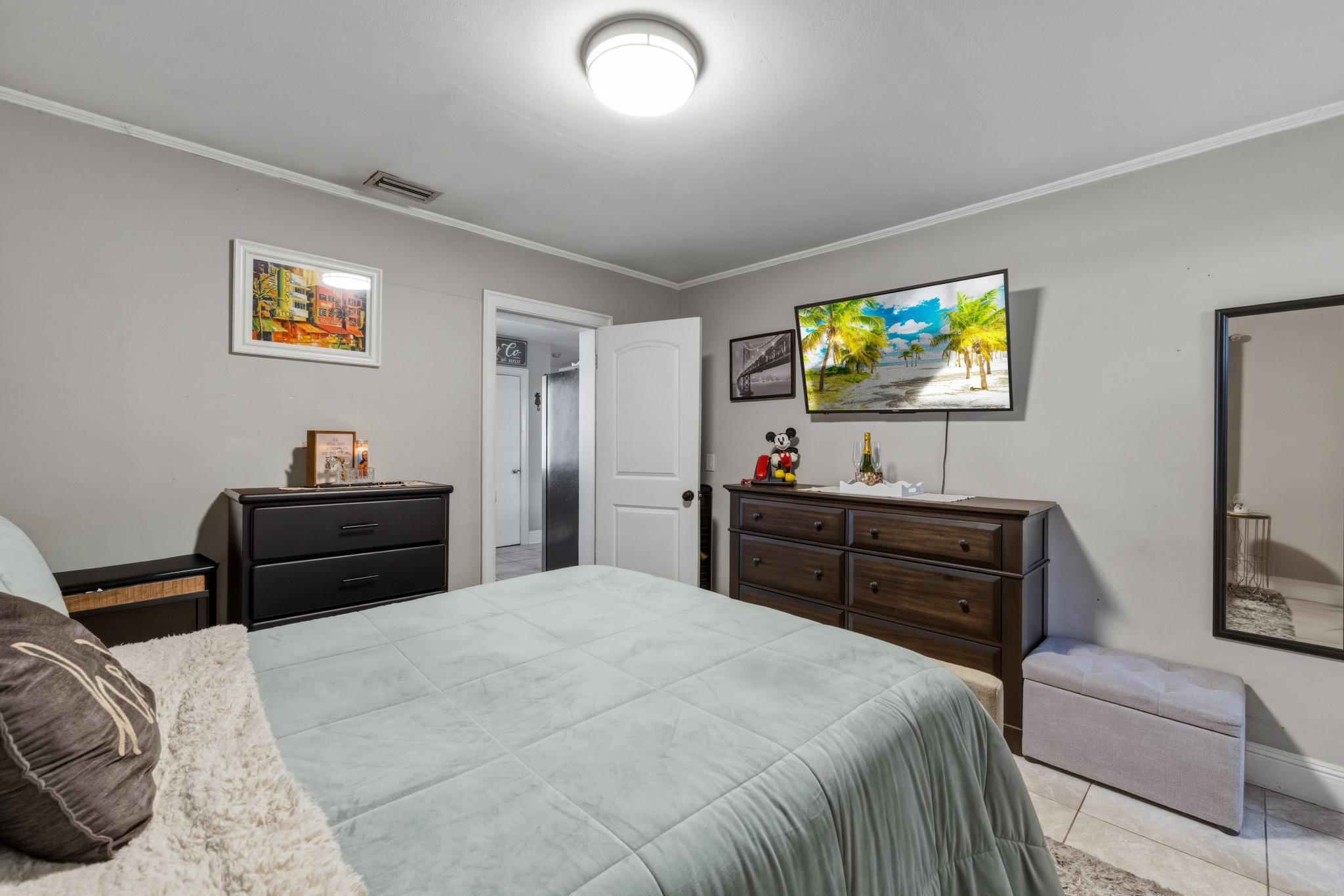 340 NE 44th Court
