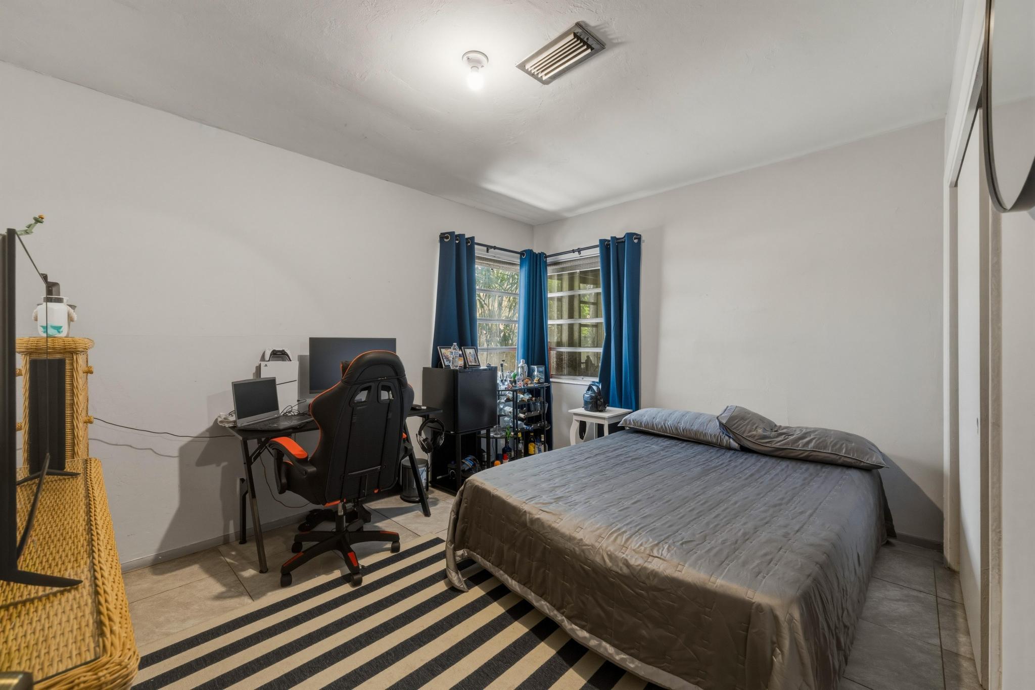 340 NE 44th Court
