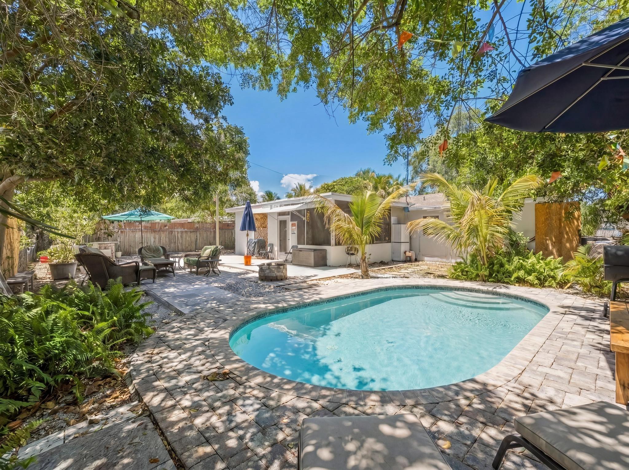 340 NE 44th Court