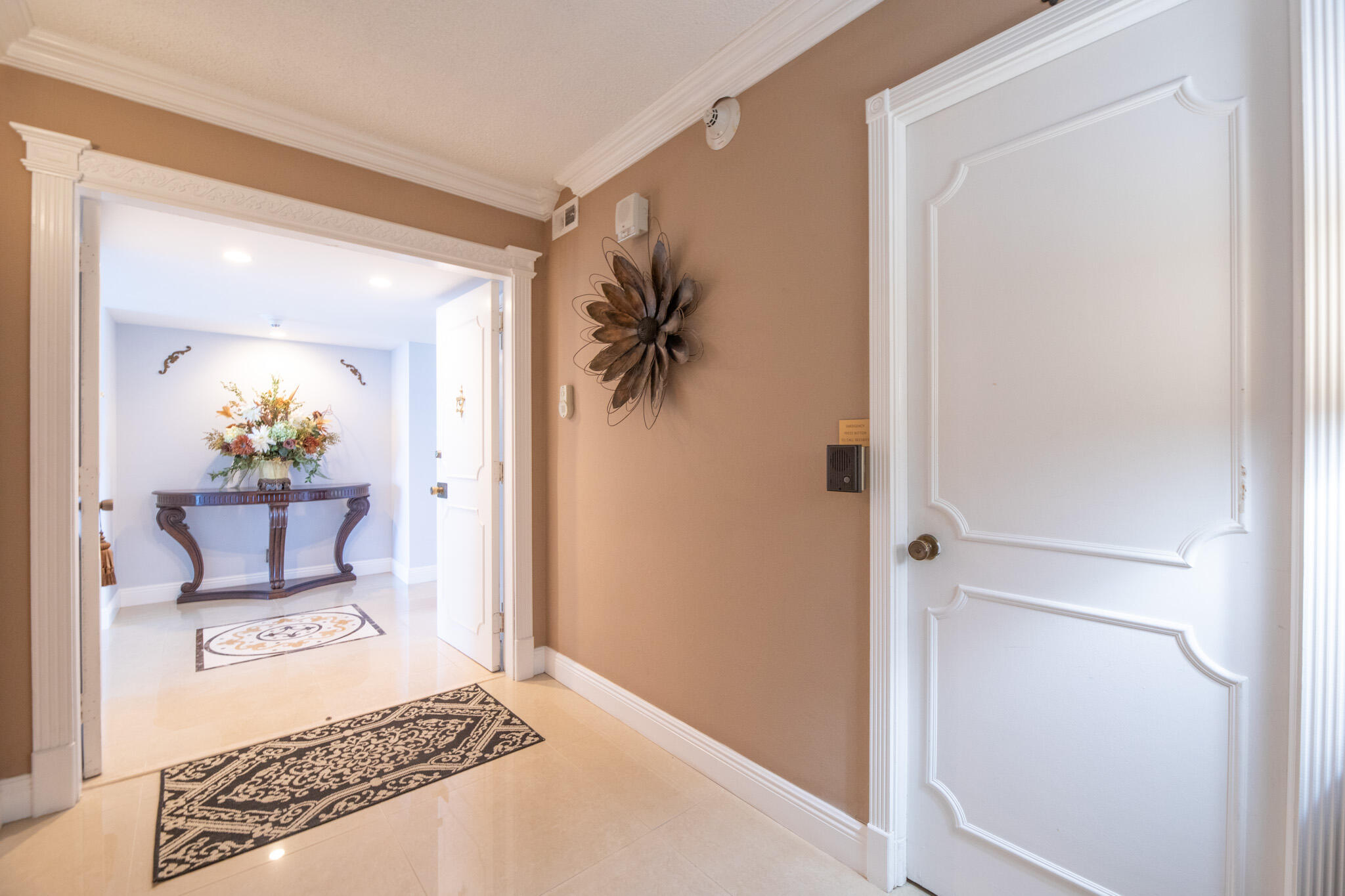 1390 S Ocean Boulevard 11d