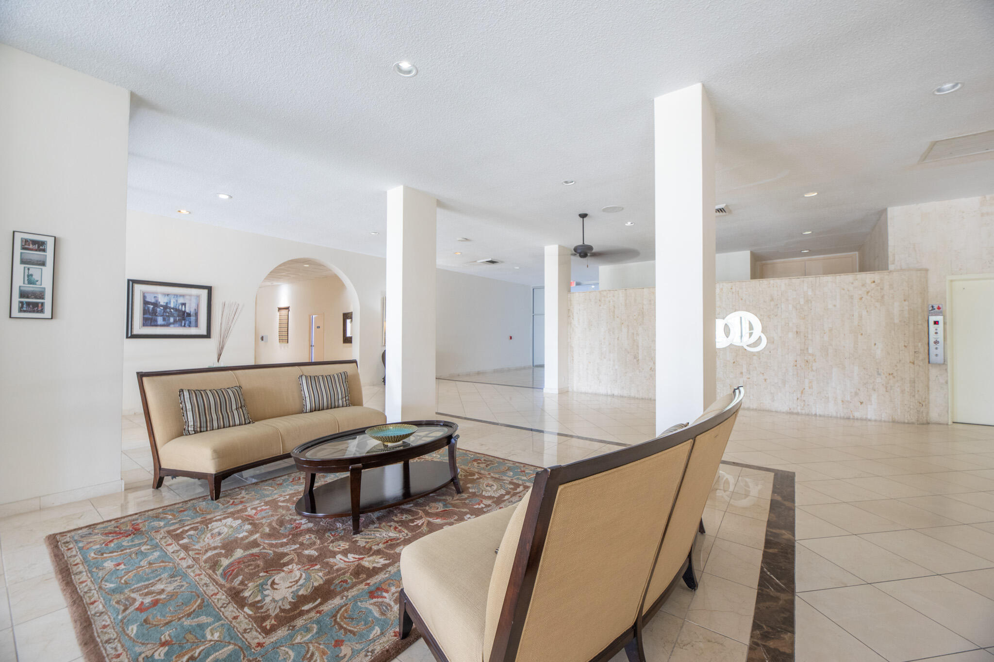 1390 S Ocean Boulevard 11d