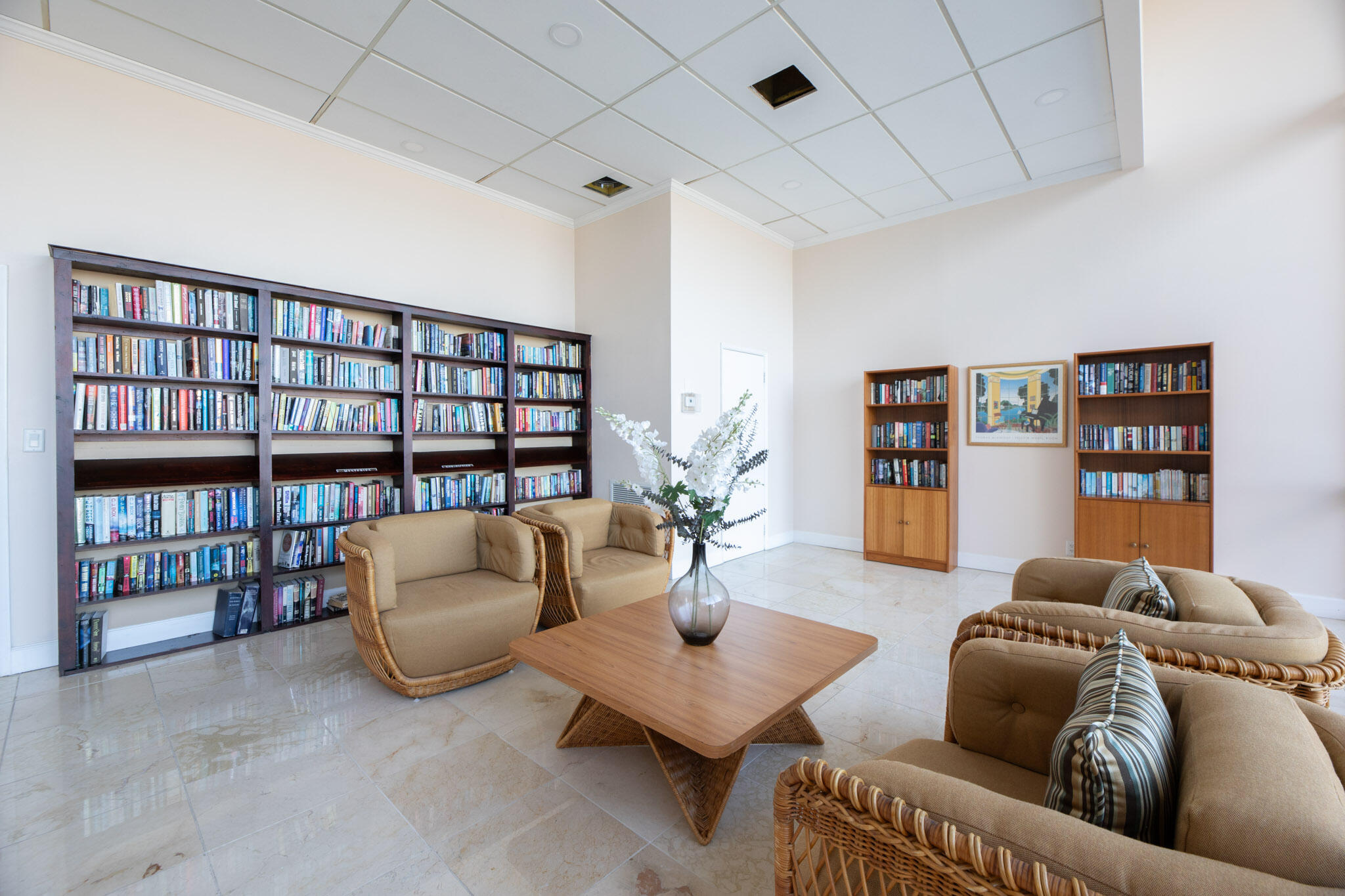 1390 S Ocean Boulevard 11d