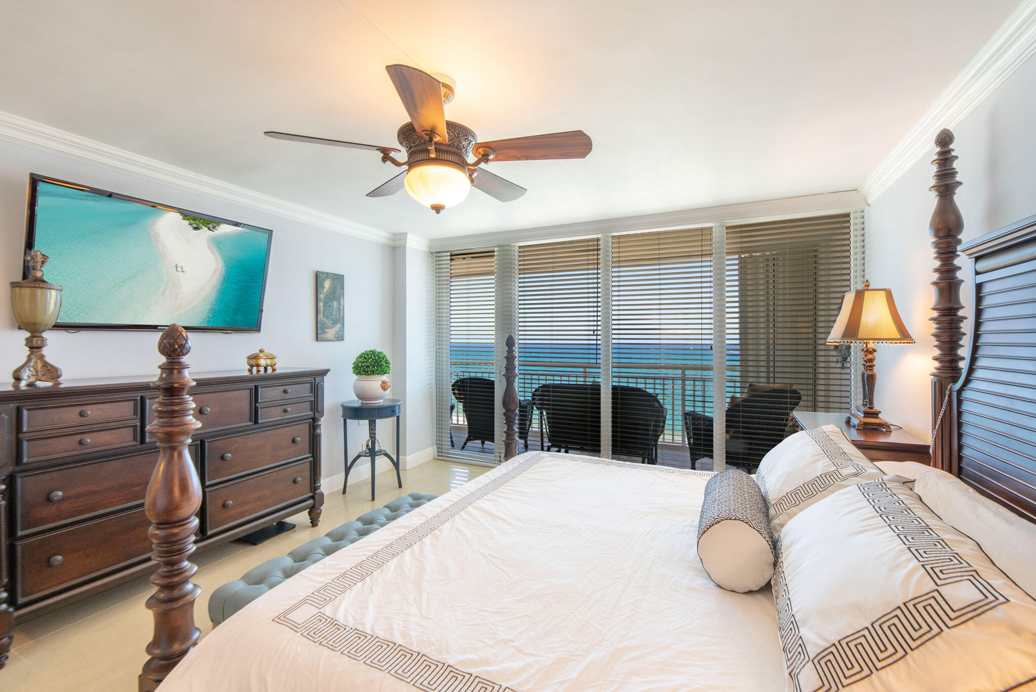 1390 S Ocean Boulevard 11d