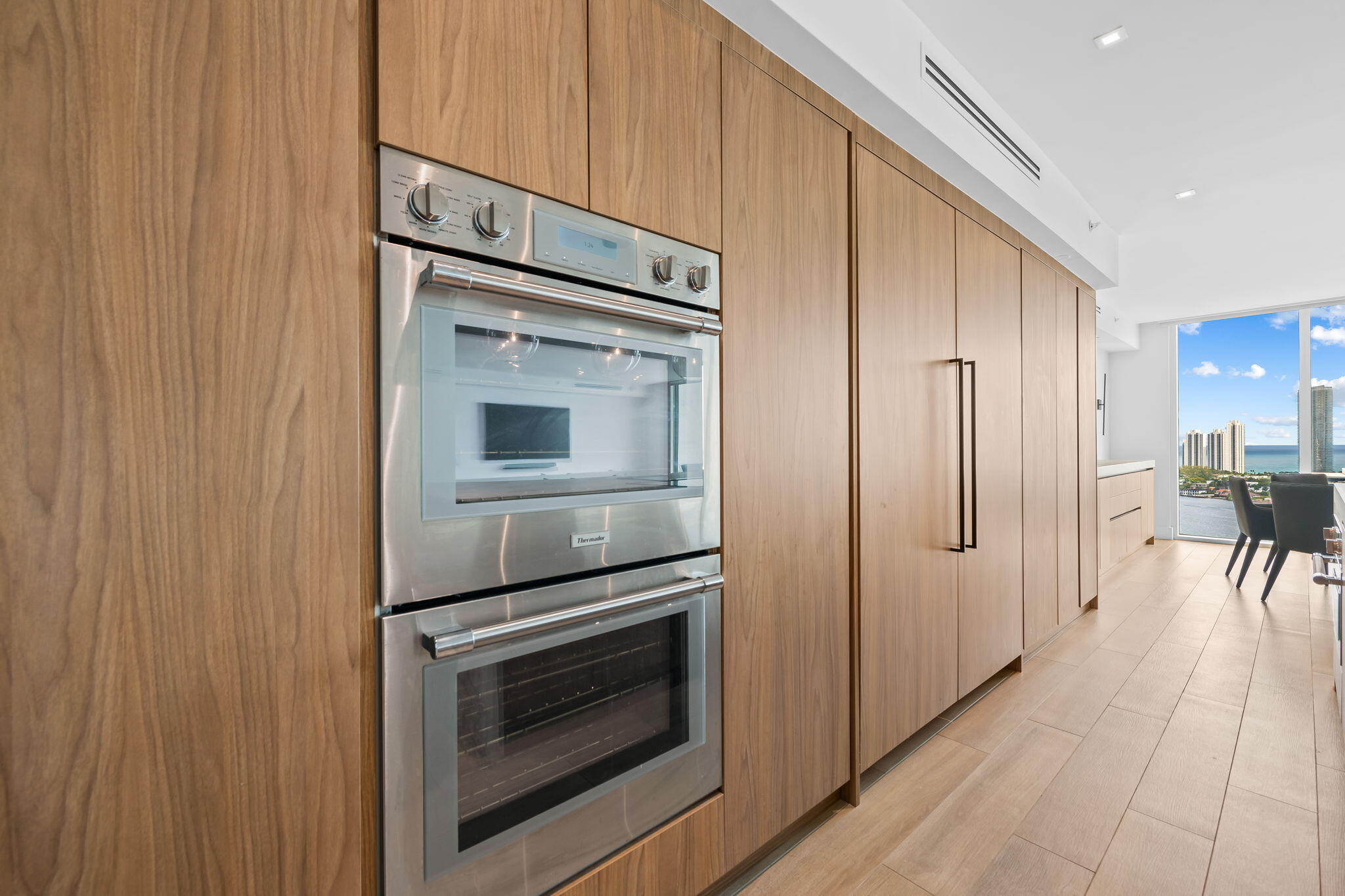 3301 NE 183rd Street 2906