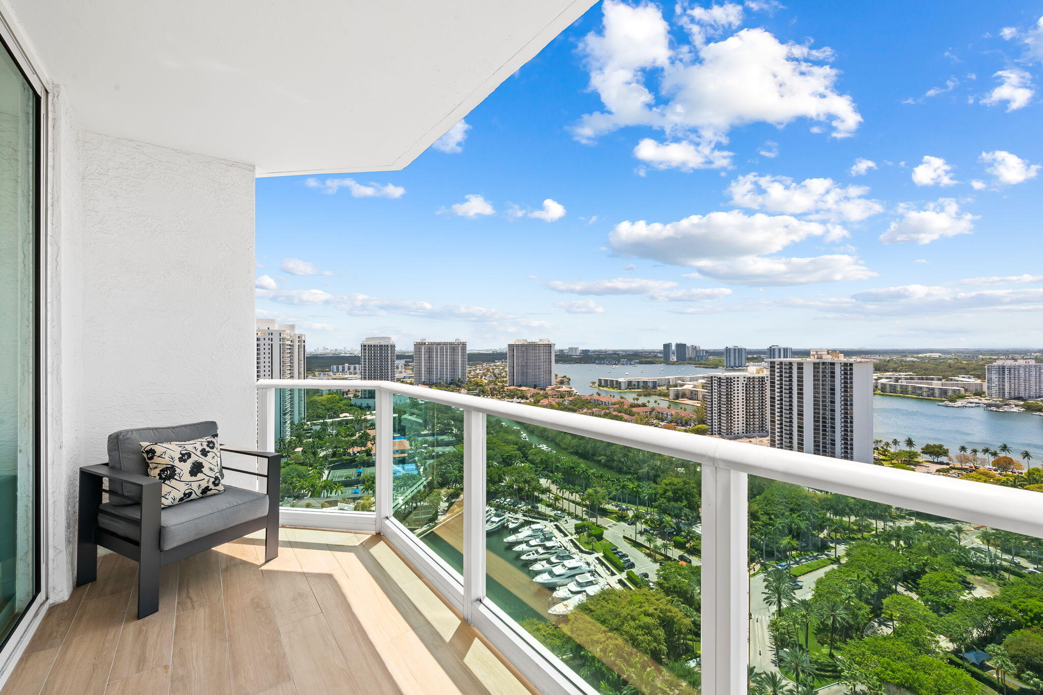 3301 NE 183rd Street 2906