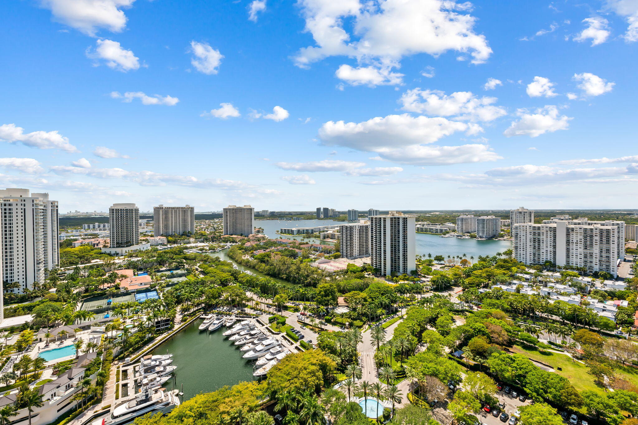 3301 NE 183rd Street 2906