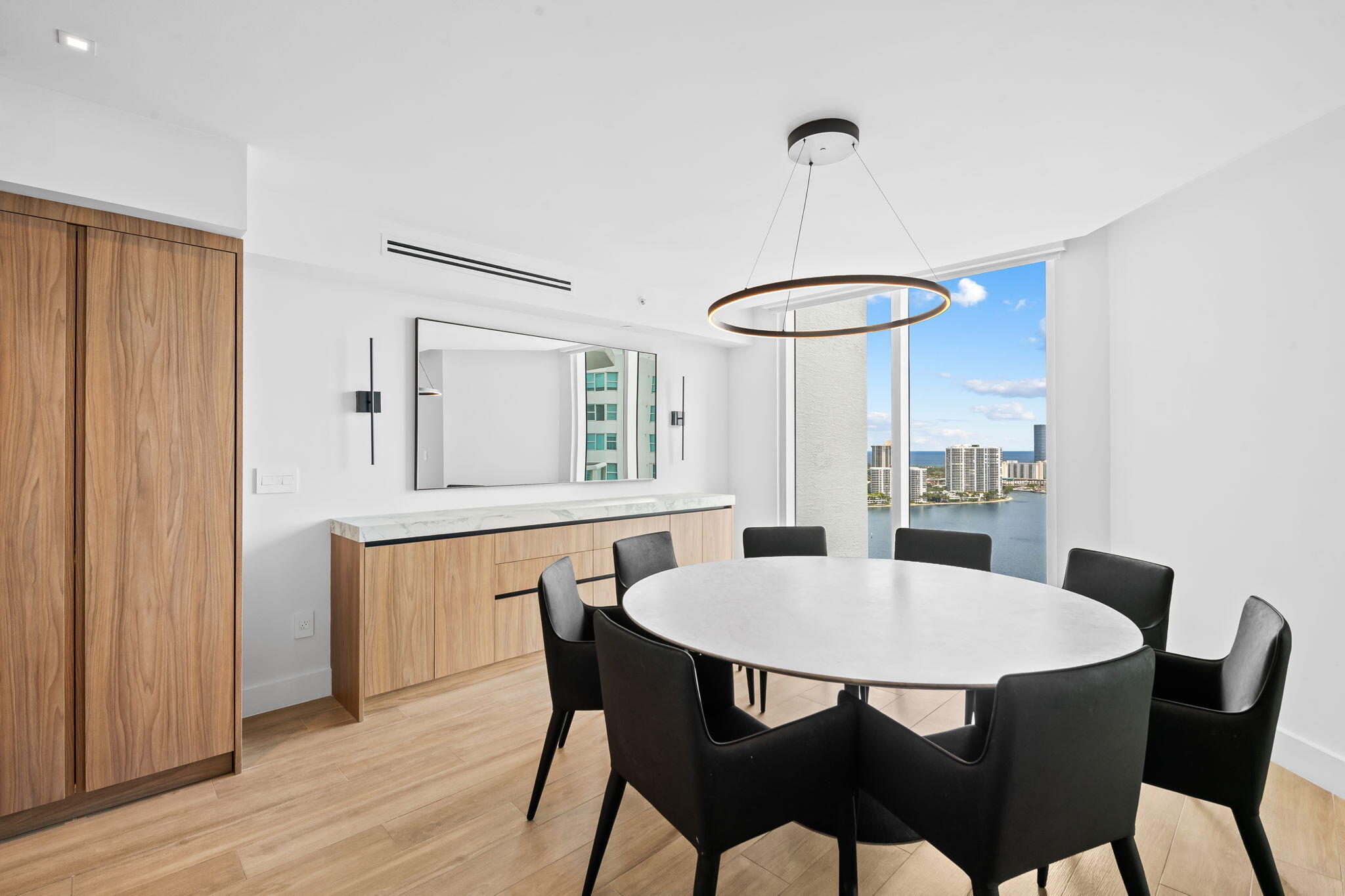 3301 NE 183rd Street 2906