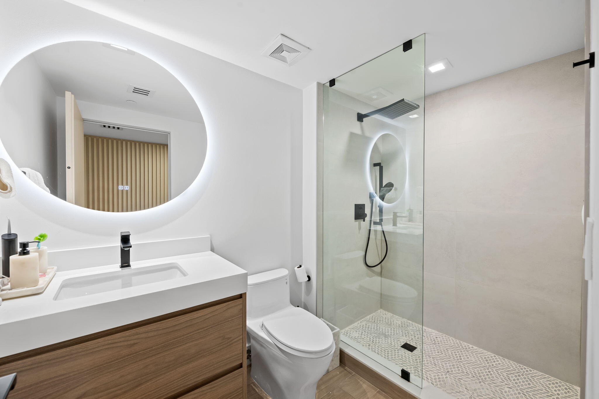 3301 NE 183rd Street 2906