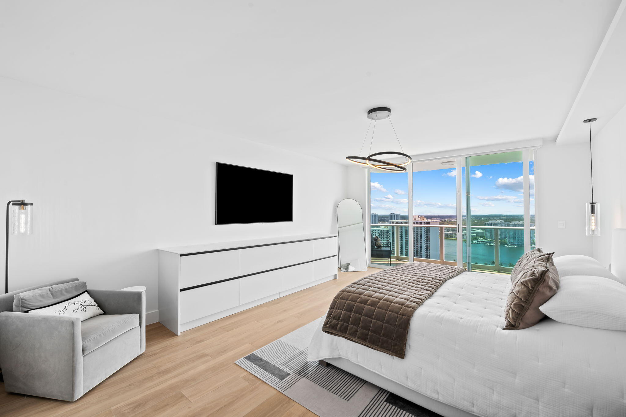 3301 NE 183rd Street 2906