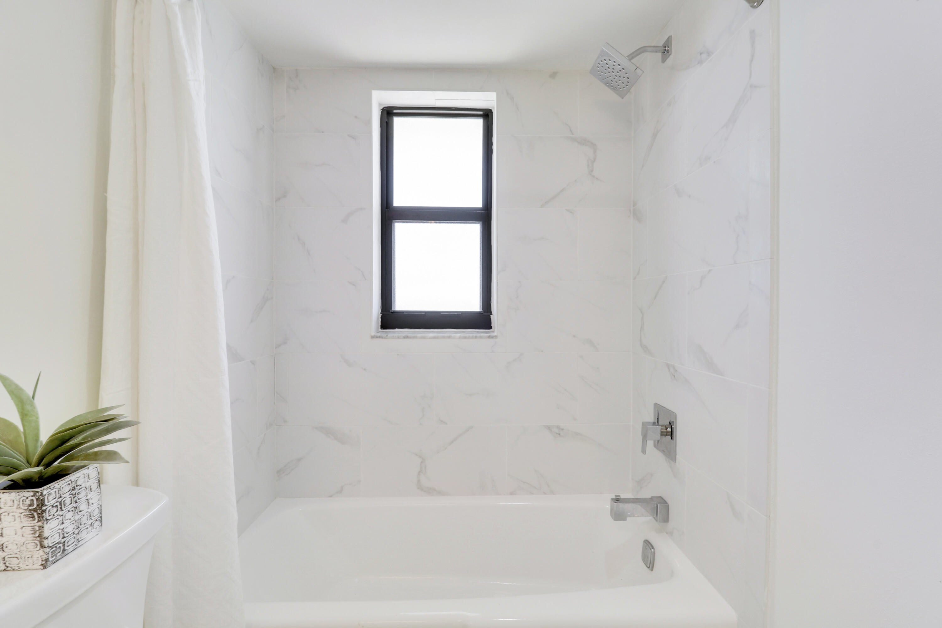 19800 Sandpointe Bay Drive 708