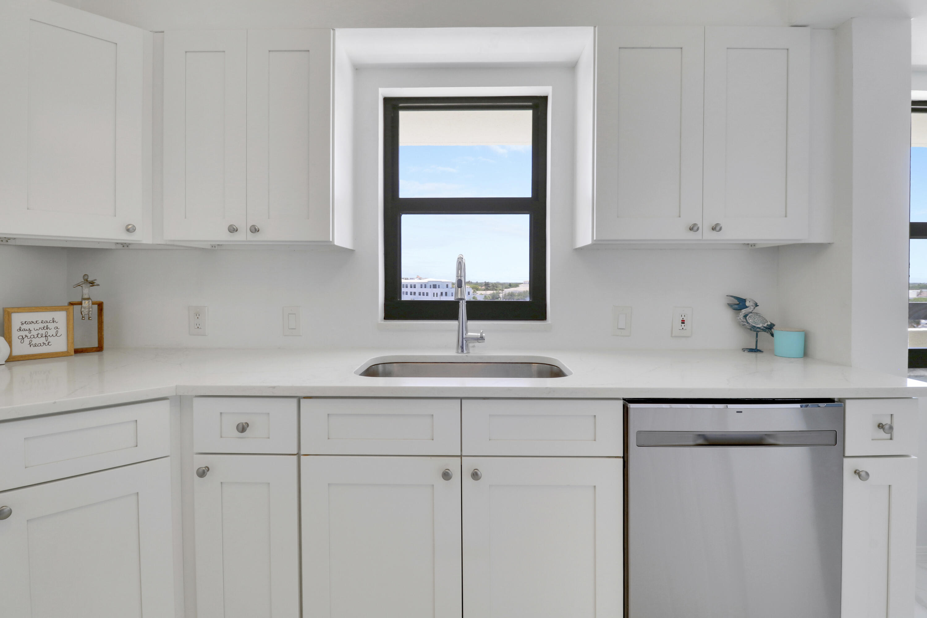 19800 Sandpointe Bay Drive 708