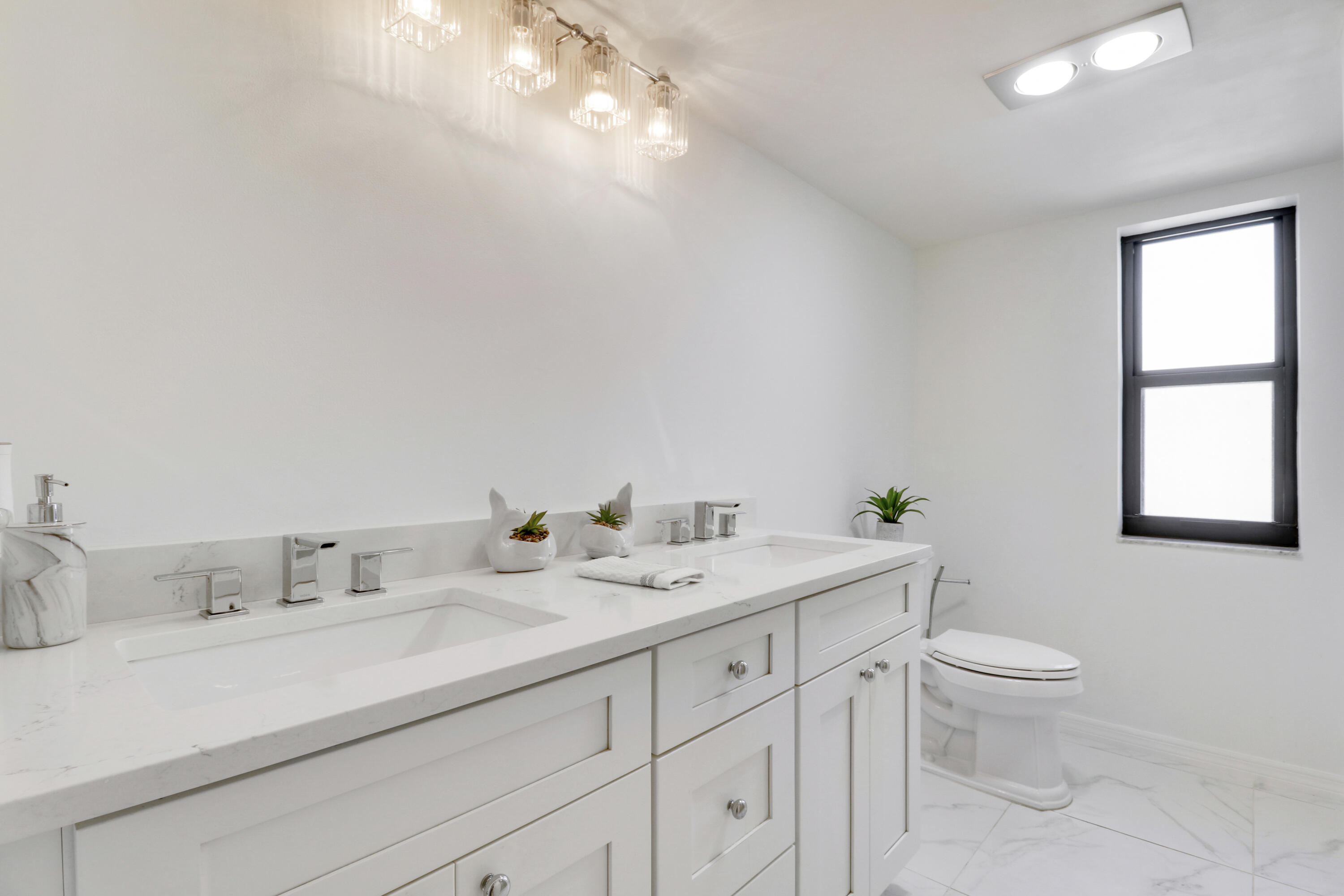 19800 Sandpointe Bay Drive 708