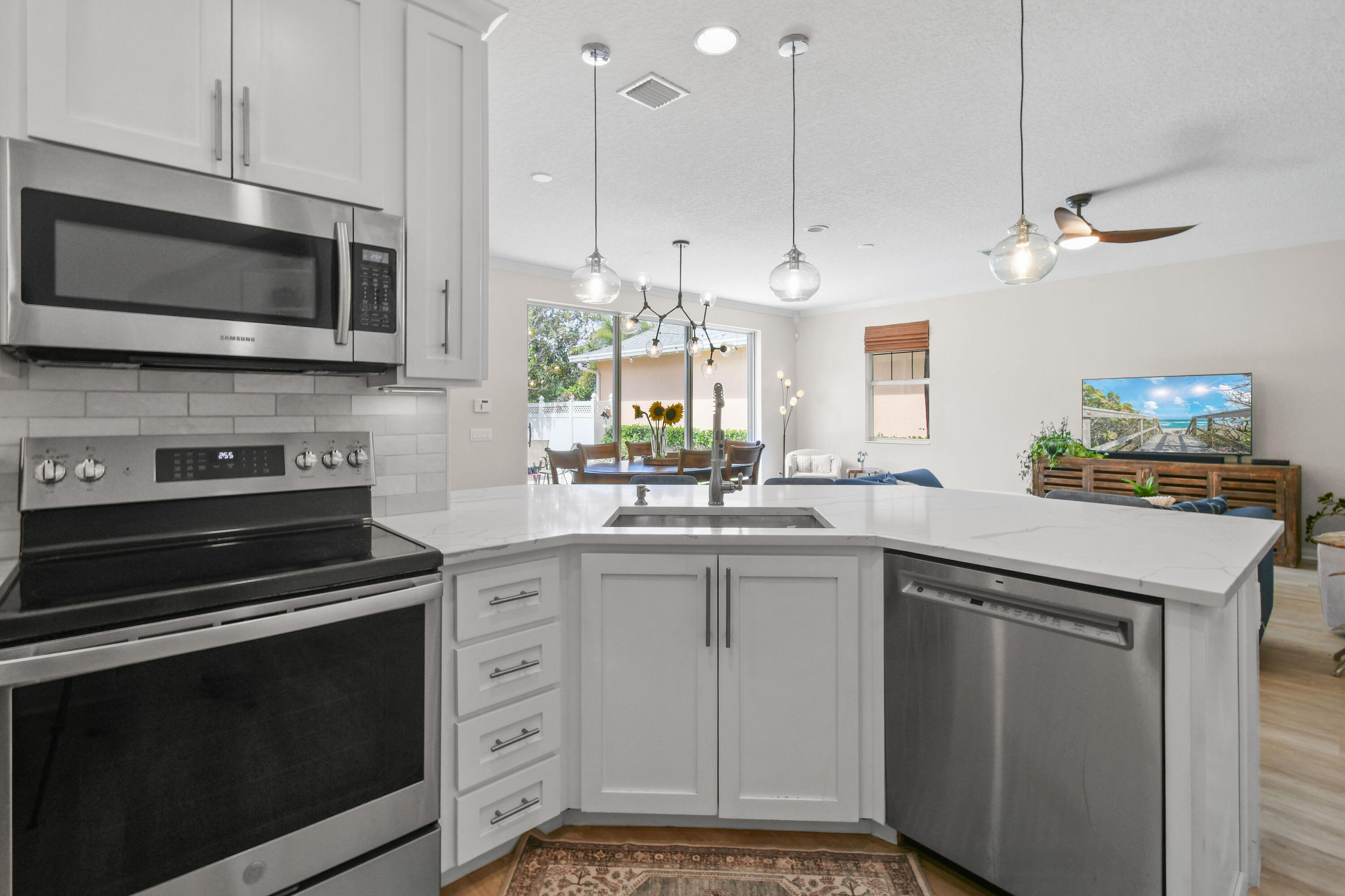 2672 E Community Drive