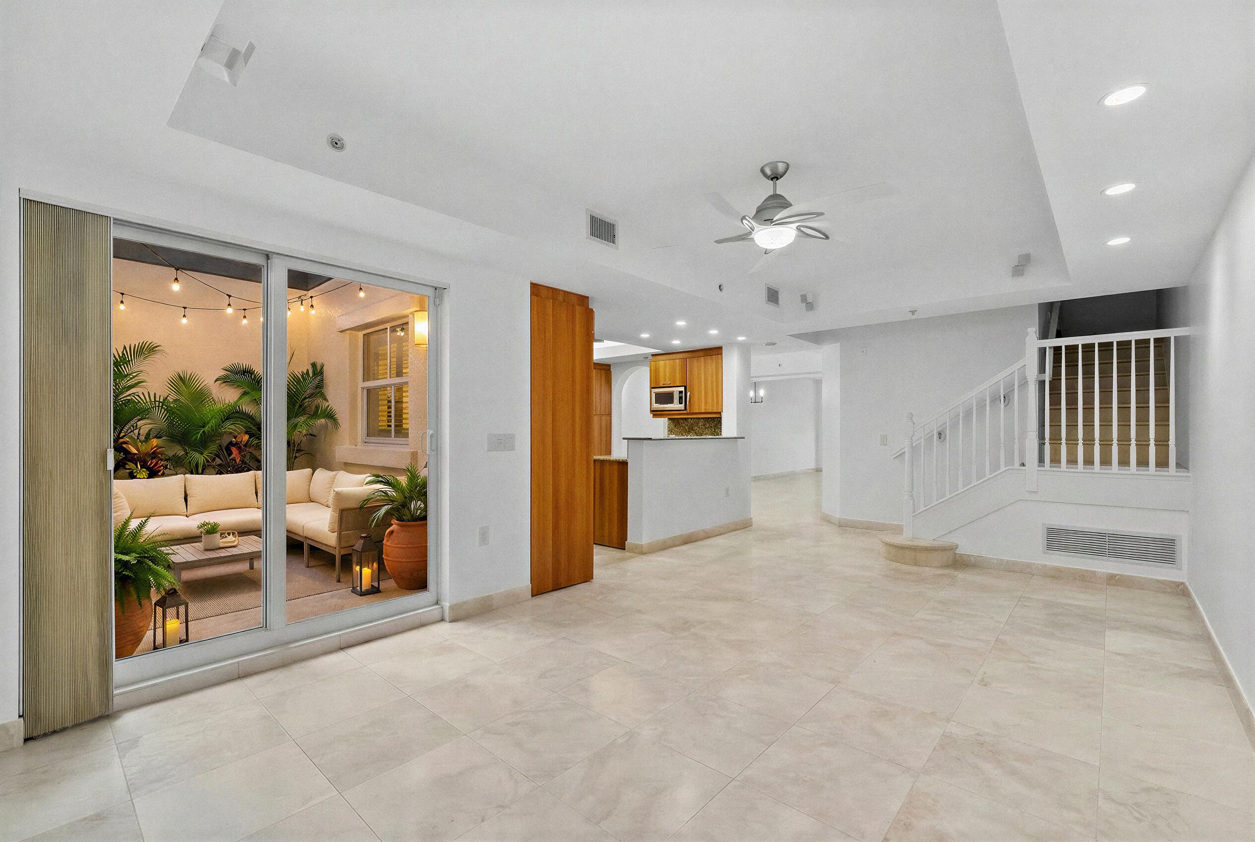 2051 SE 3rd Street Th8