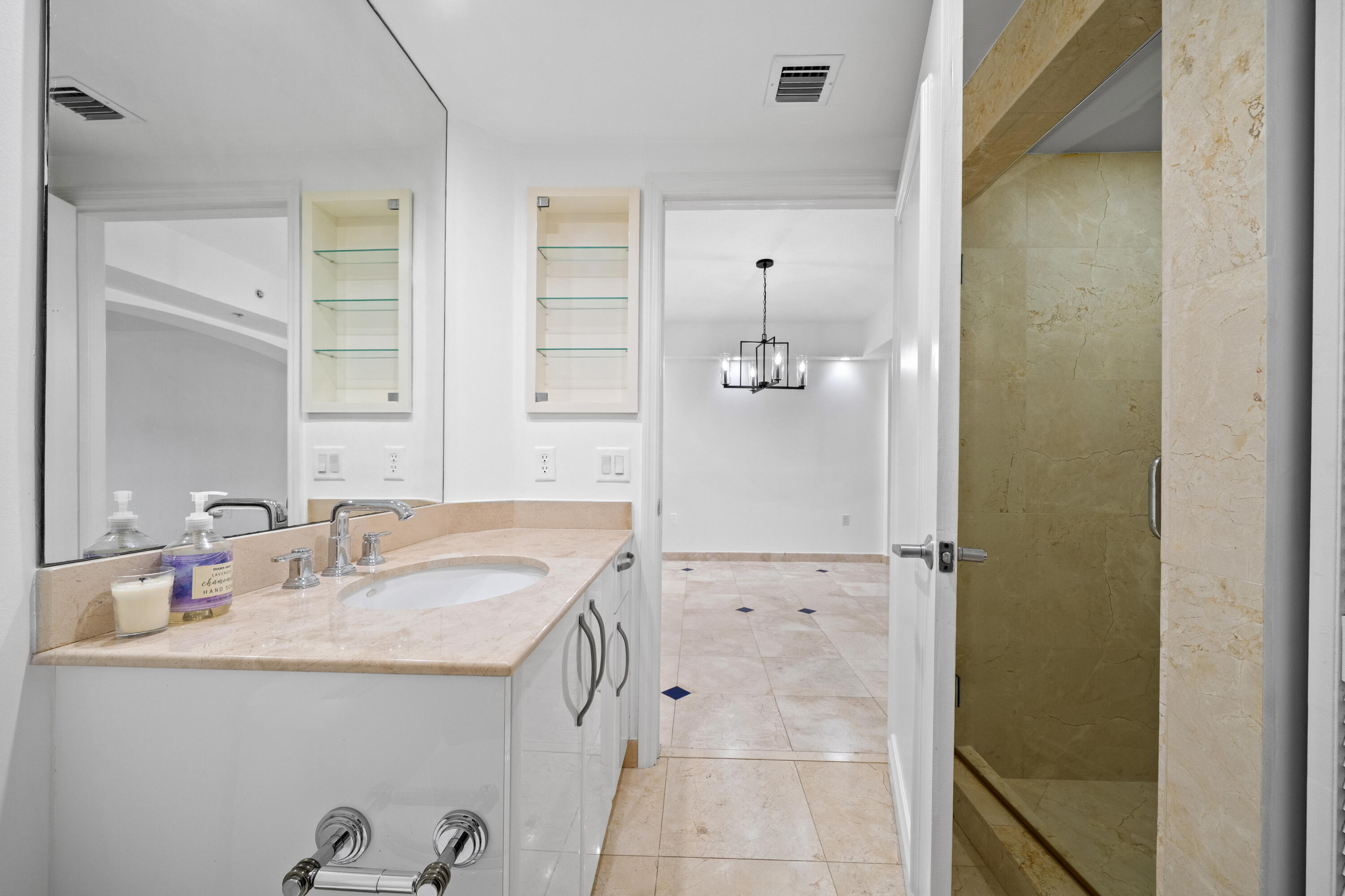 2051 SE 3rd Street Th8