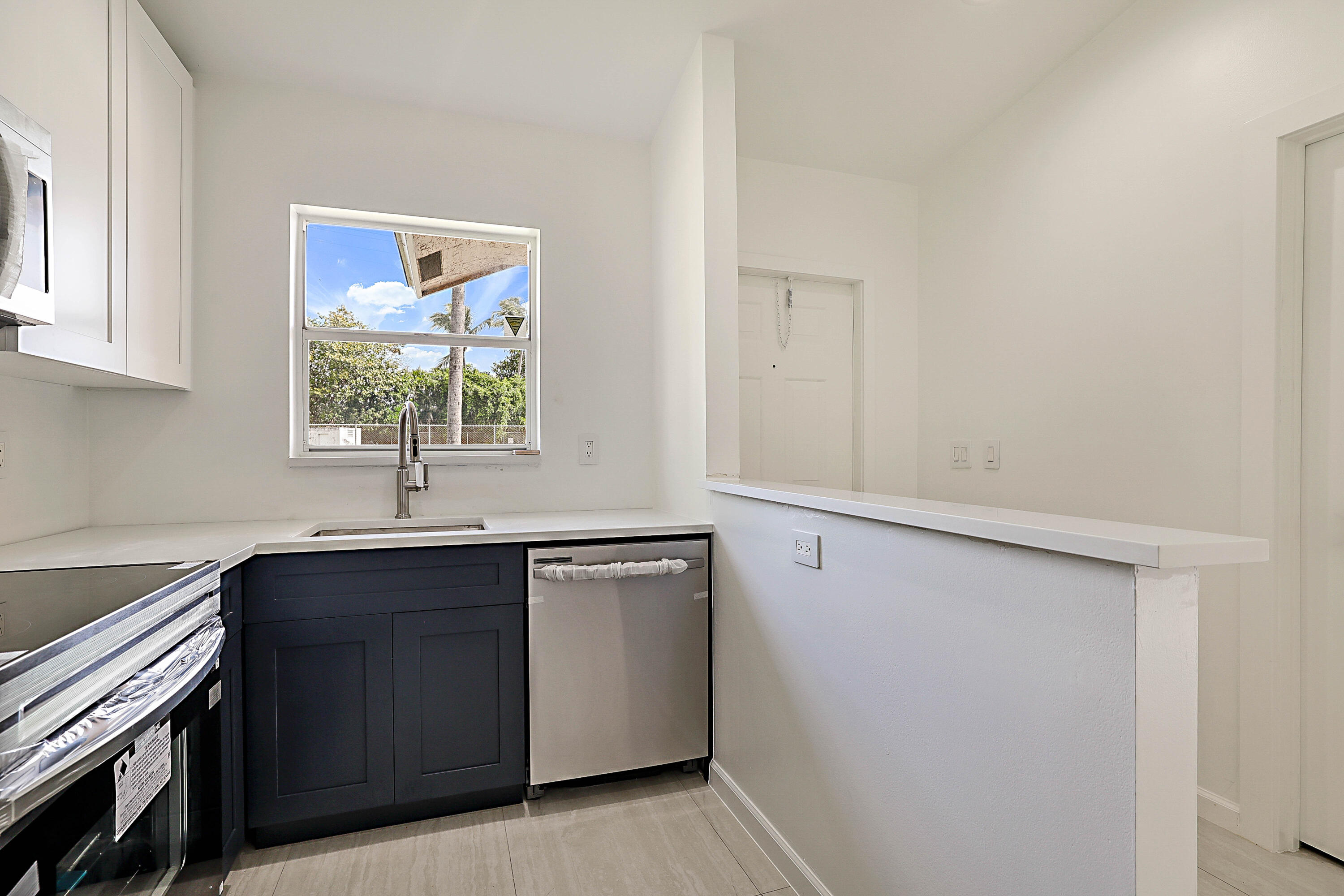 320 NE 42nd Street