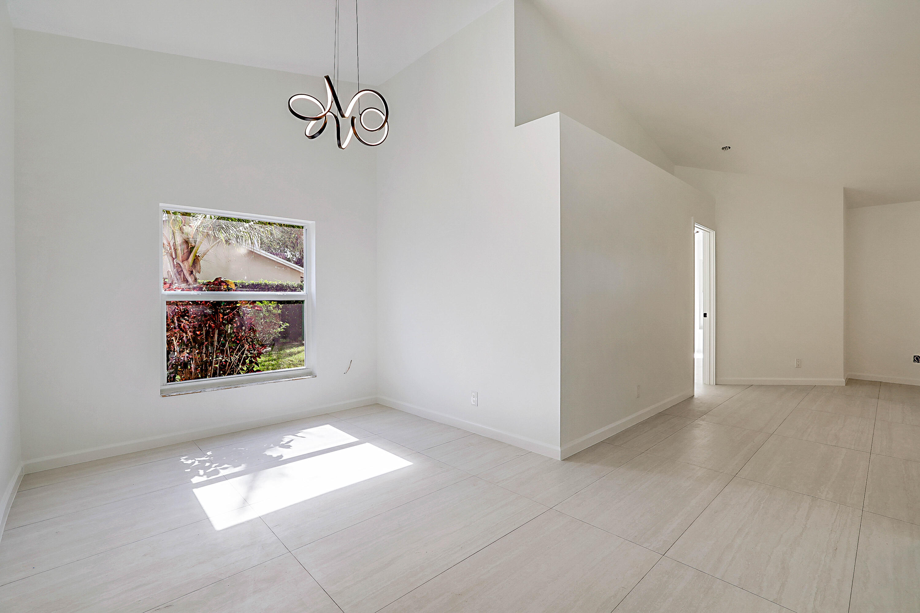 320 NE 42nd Street