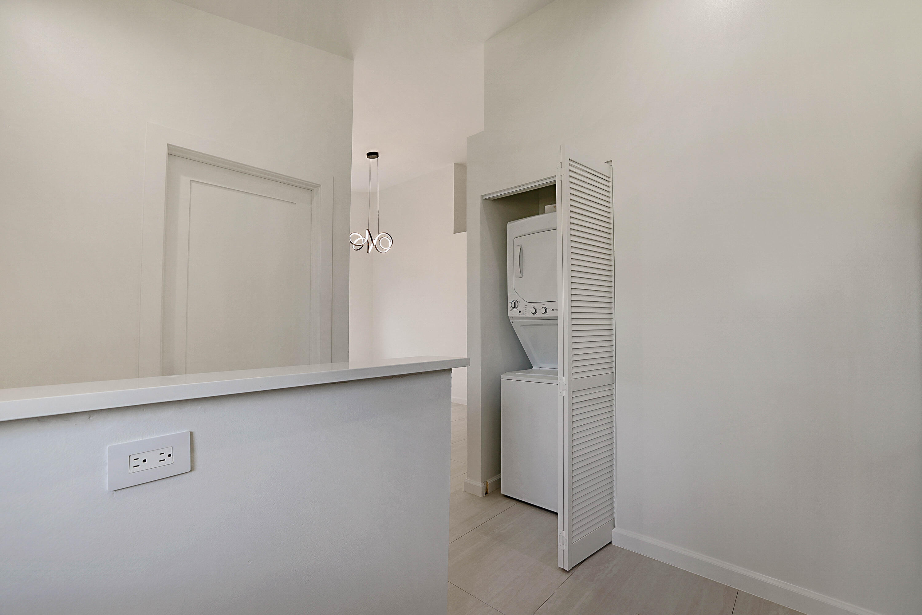320 NE 42nd Street