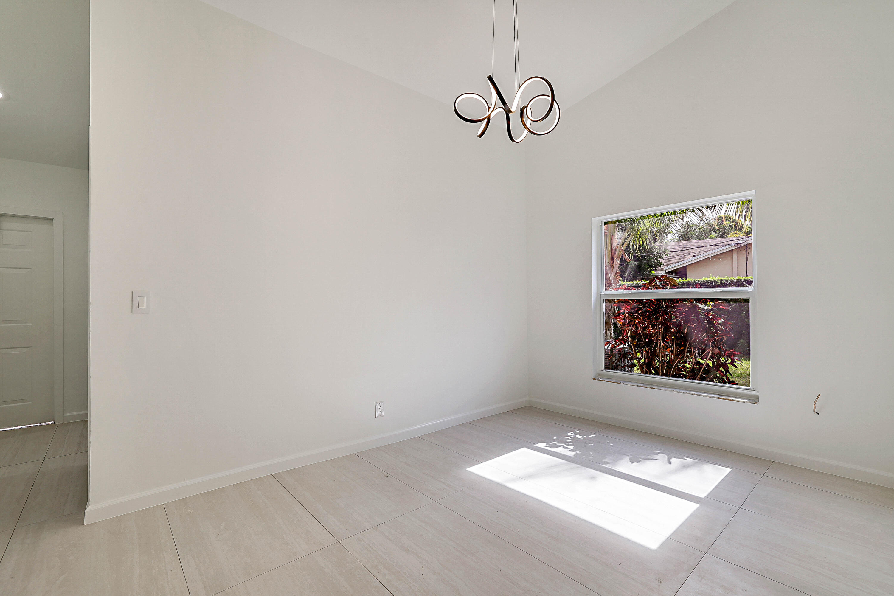 320 NE 42nd Street