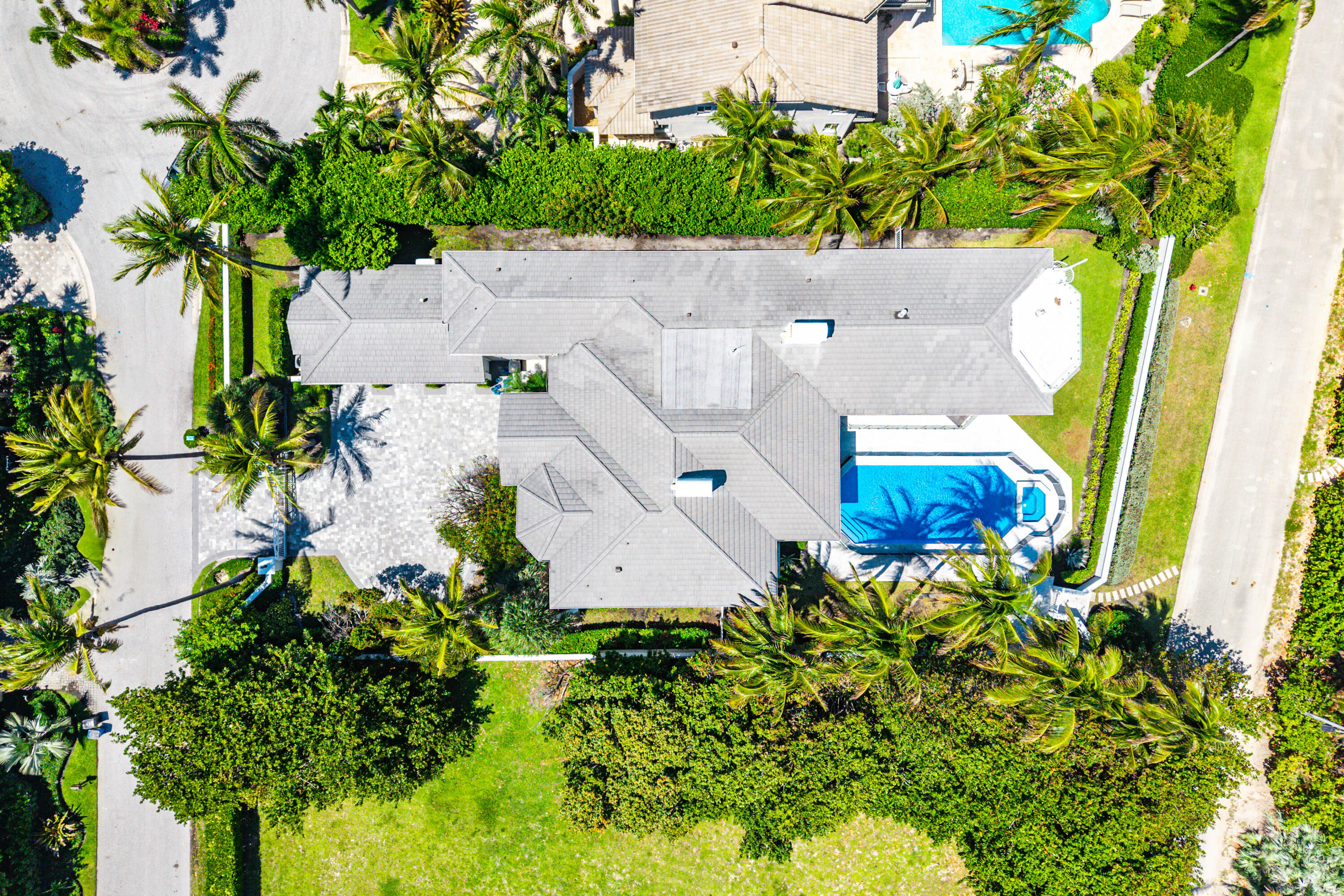 5 Beachway Drive
