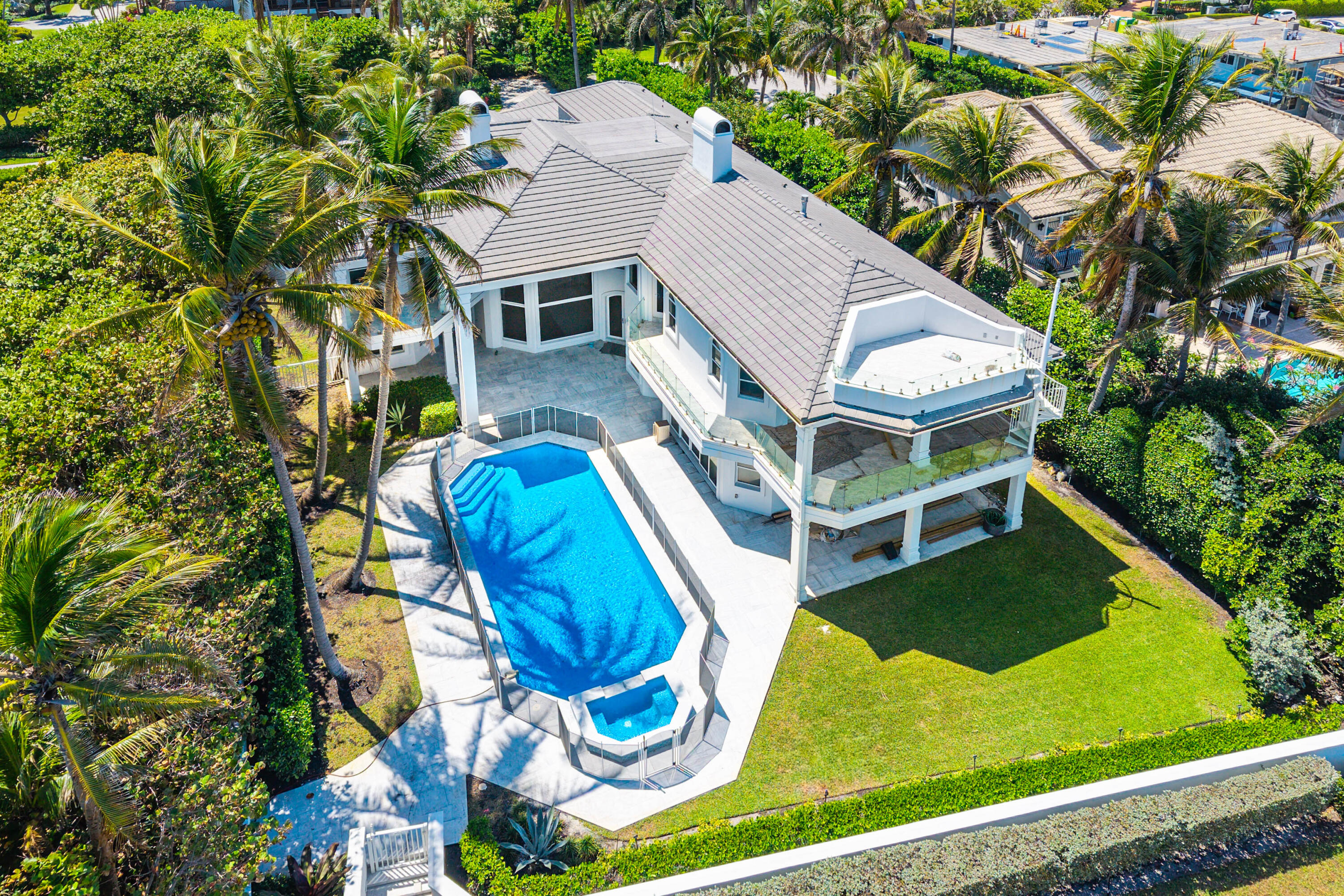 5 Beachway Drive