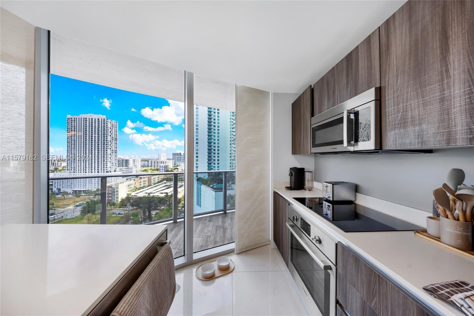 488 NE 18th Street # 1801