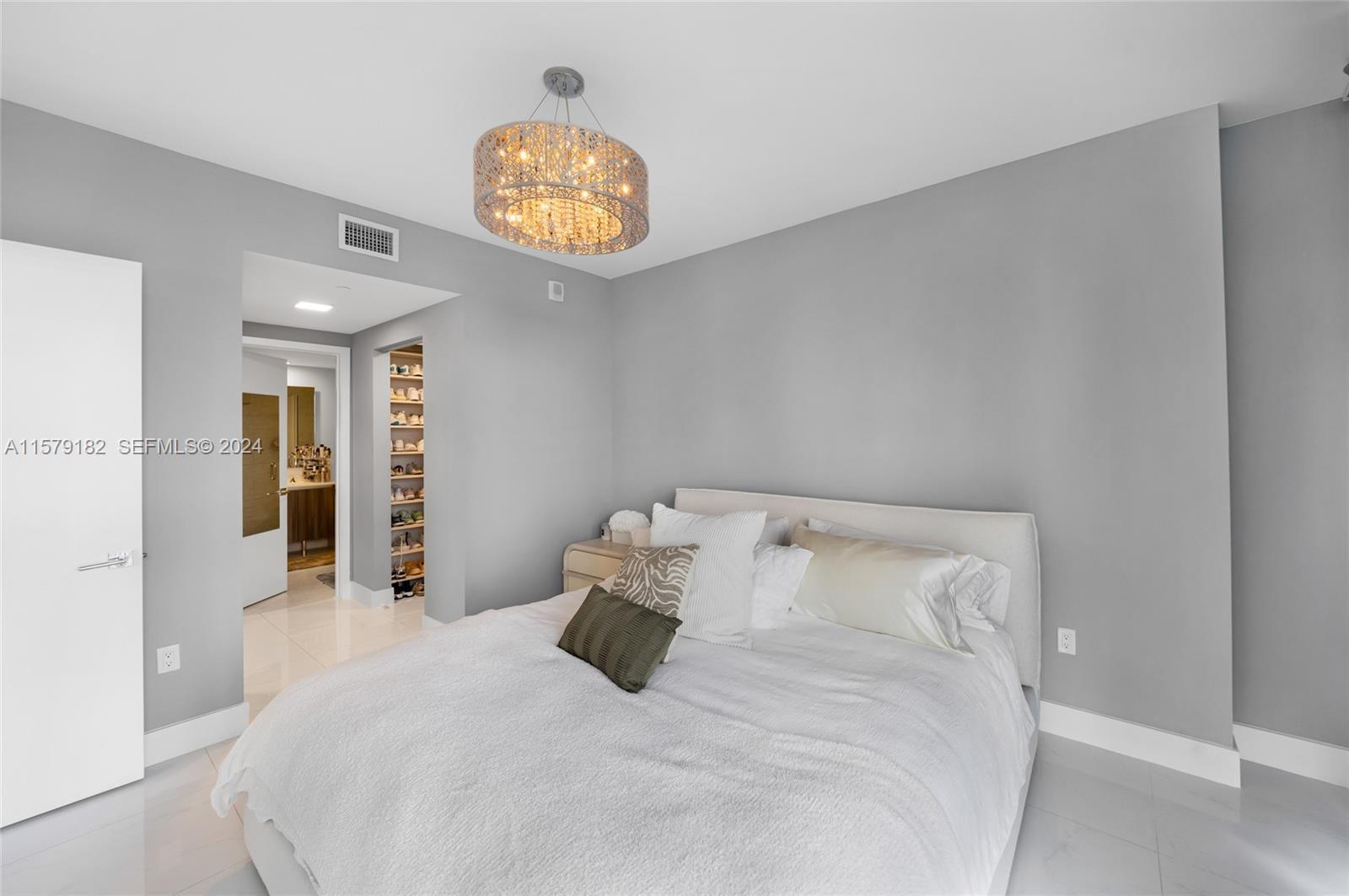 488 NE 18th Street # 1801