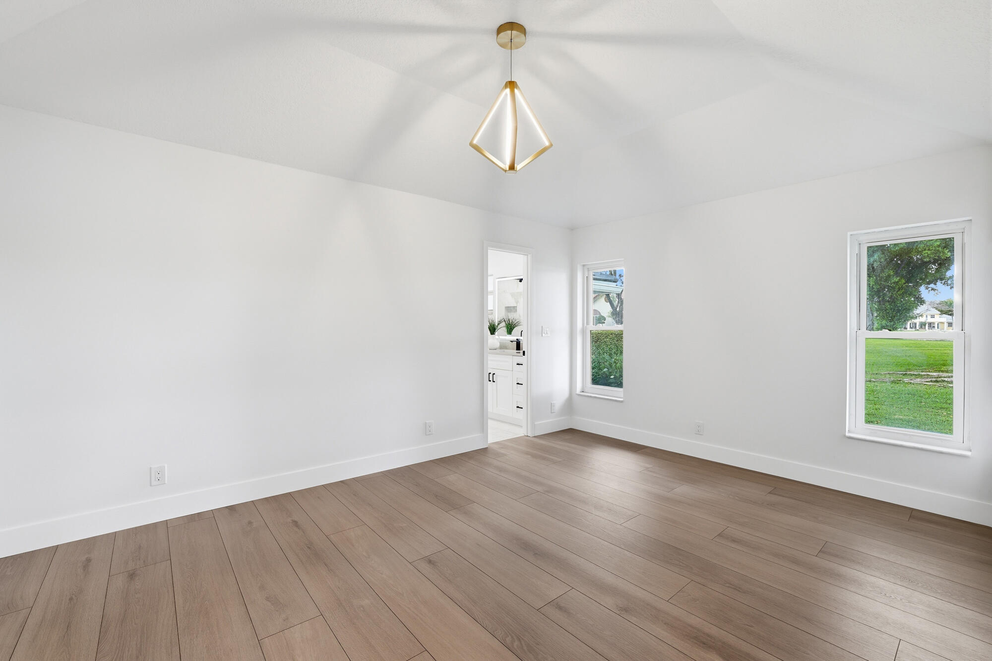 7411 Dover Lane