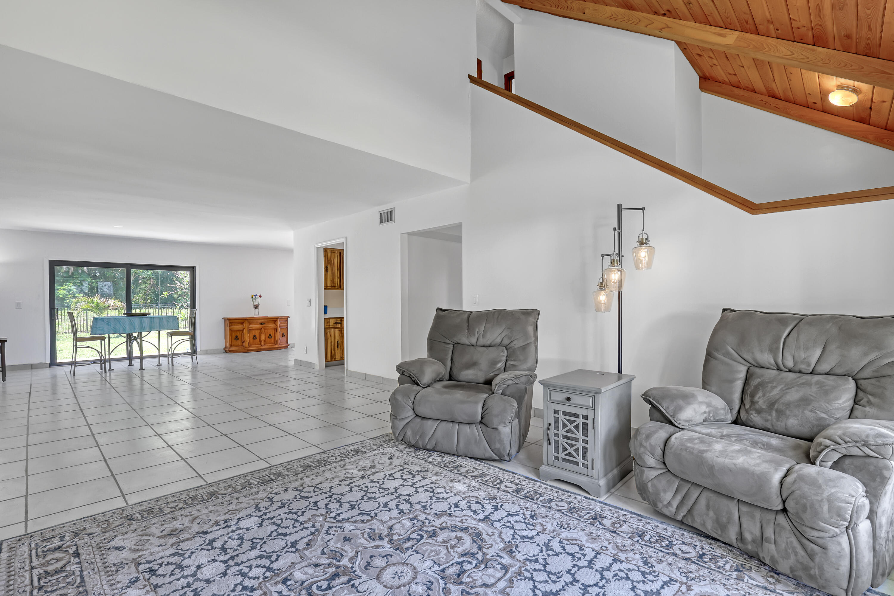 11078 Oak Way Circle