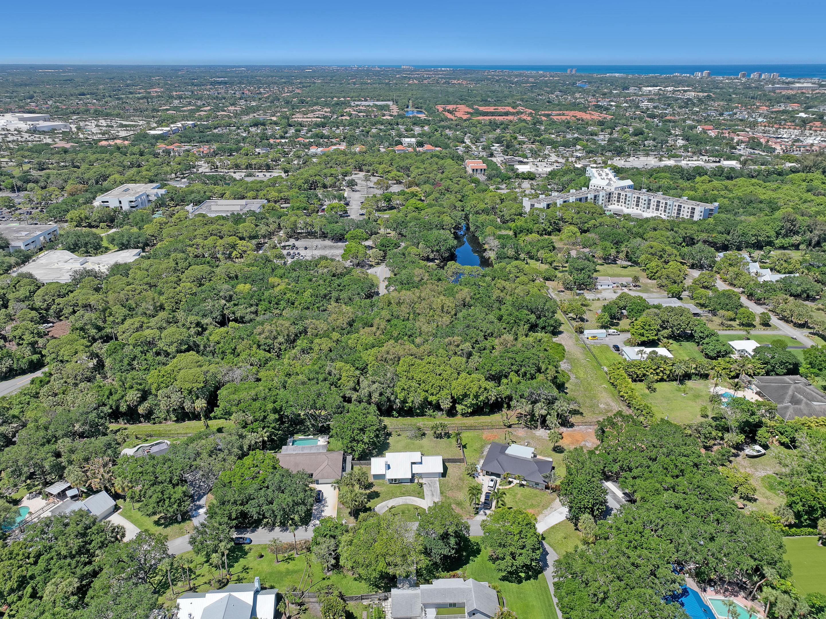 11078 Oak Way Circle