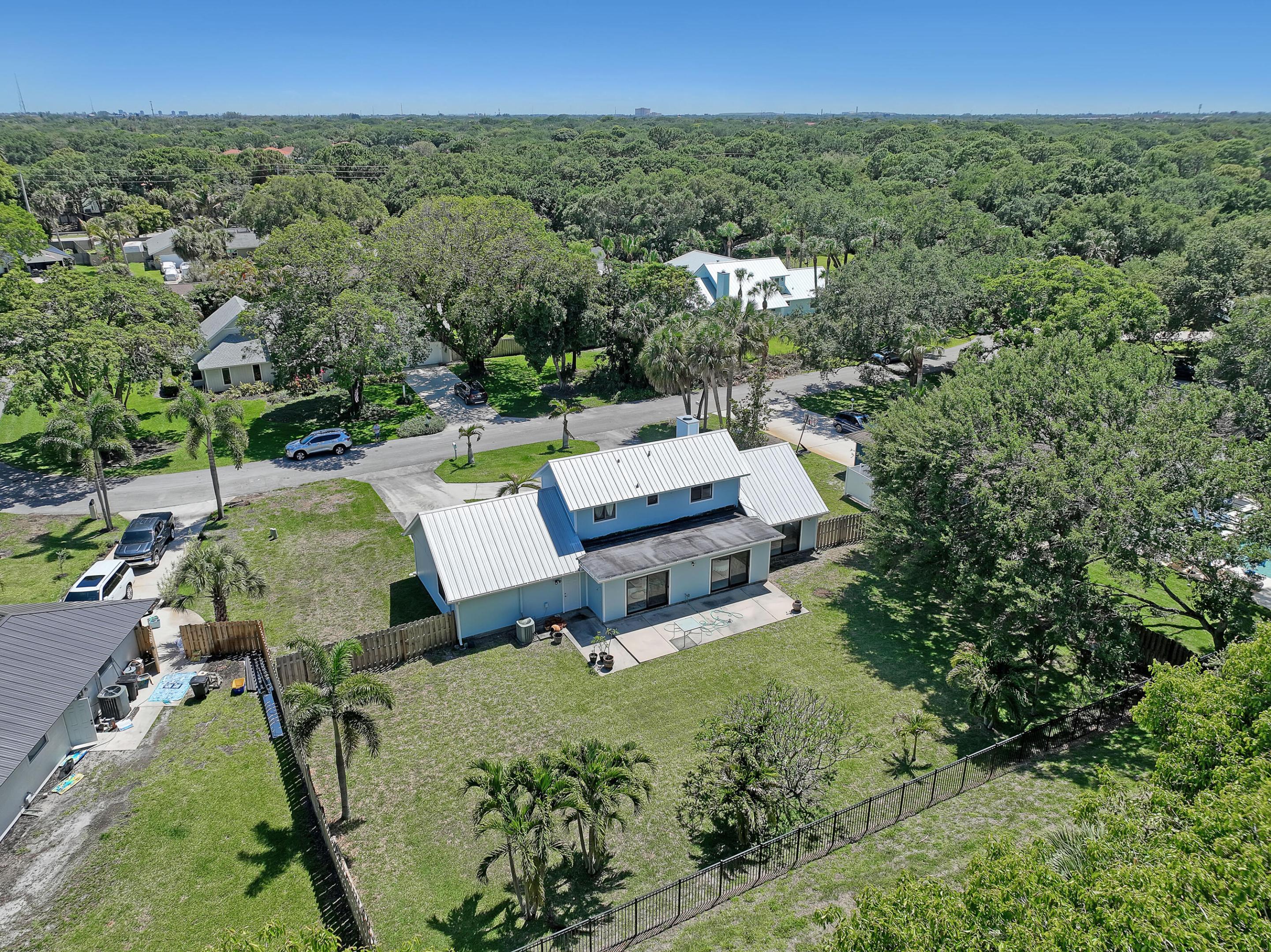 11078 Oak Way Circle