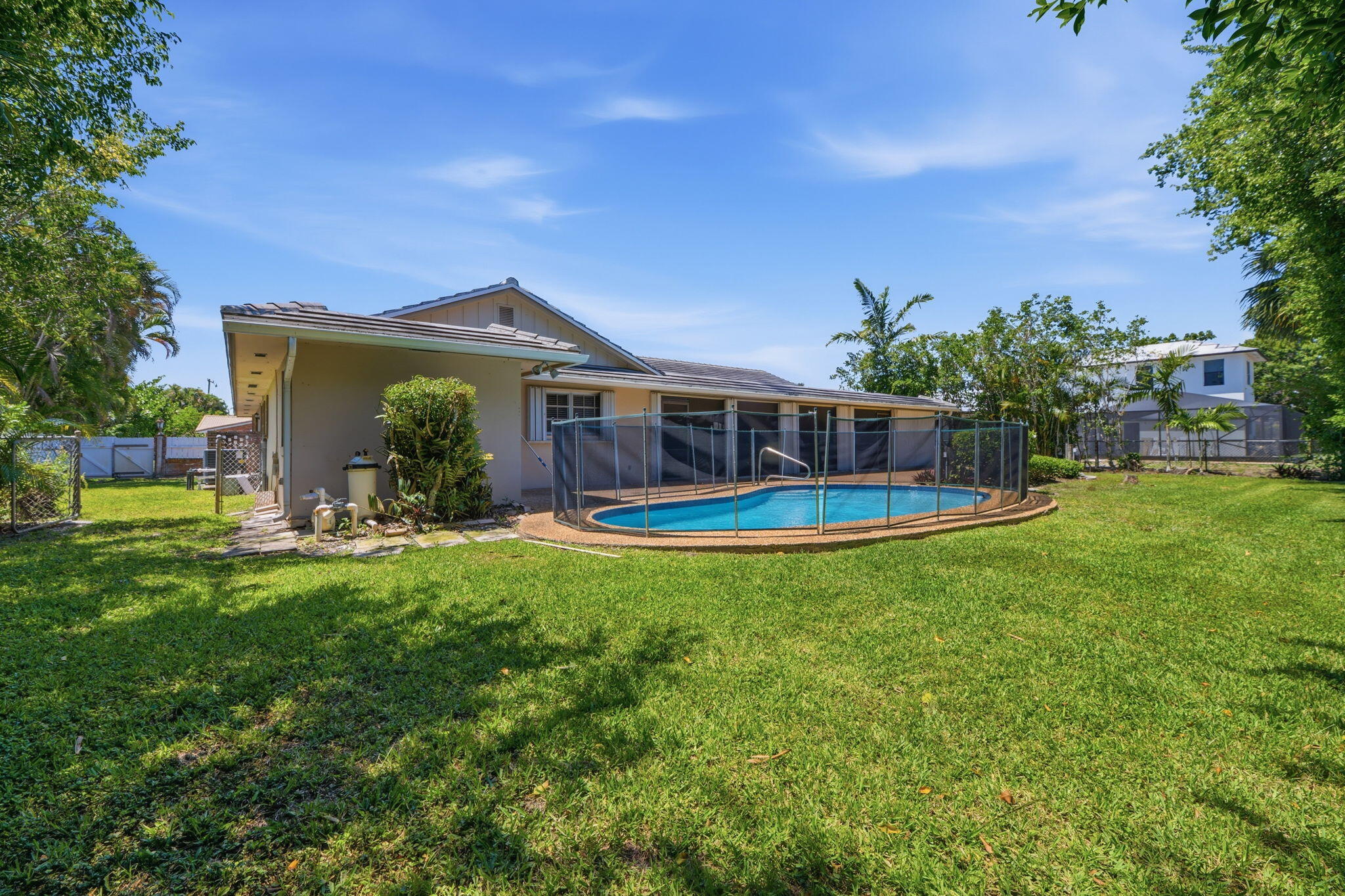 232 Gleneagles Drive