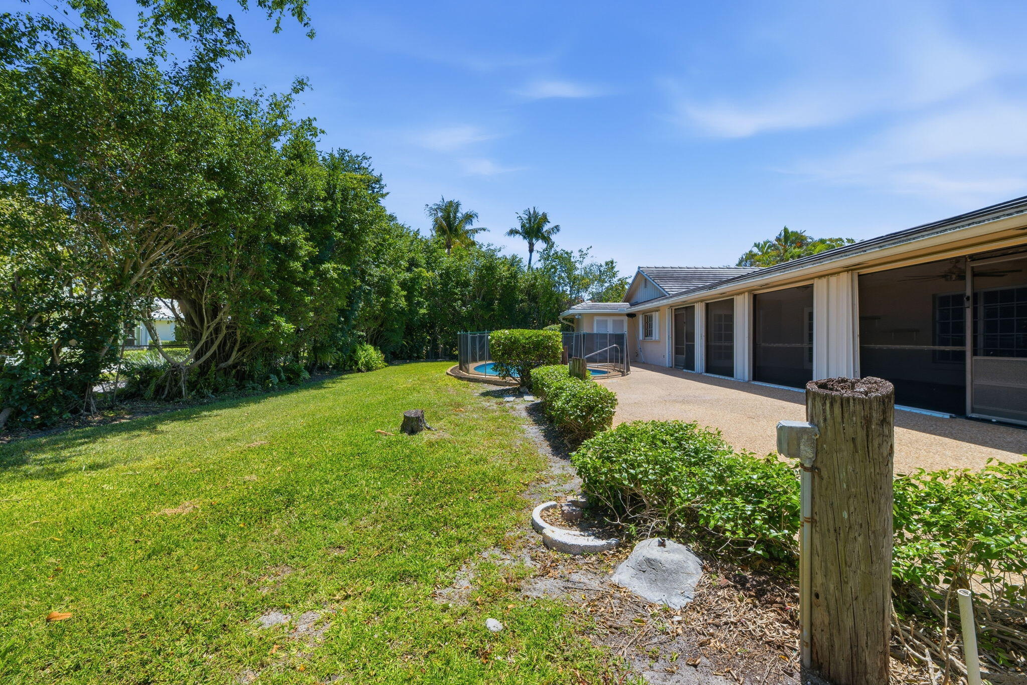 232 Gleneagles Drive