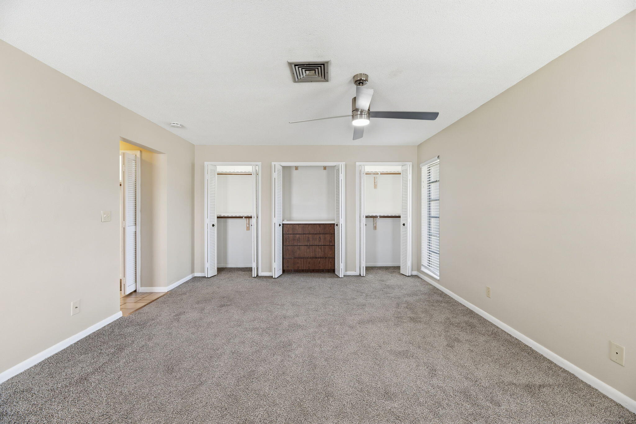 232 Gleneagles Drive