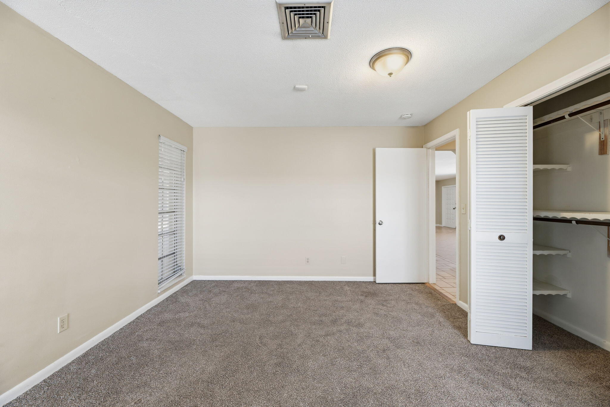 232 Gleneagles Drive