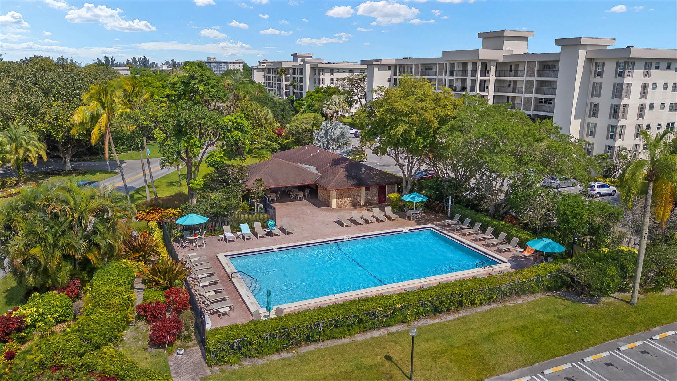 3050 N Palm Aire Drive 910