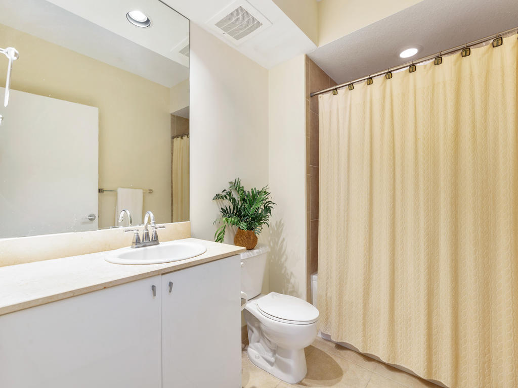 1551 N Flagler Drive 903