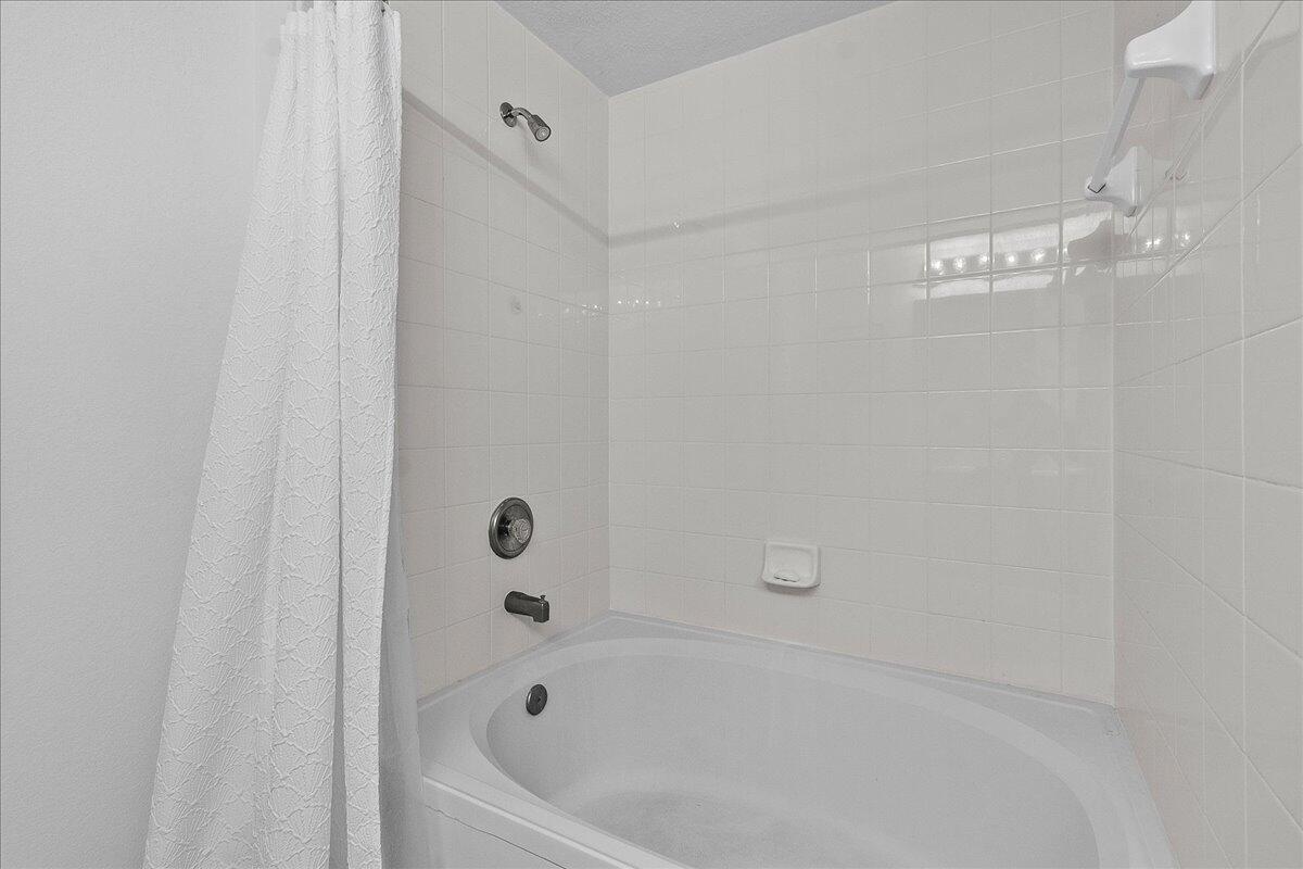 3020 Alcazar Place 308