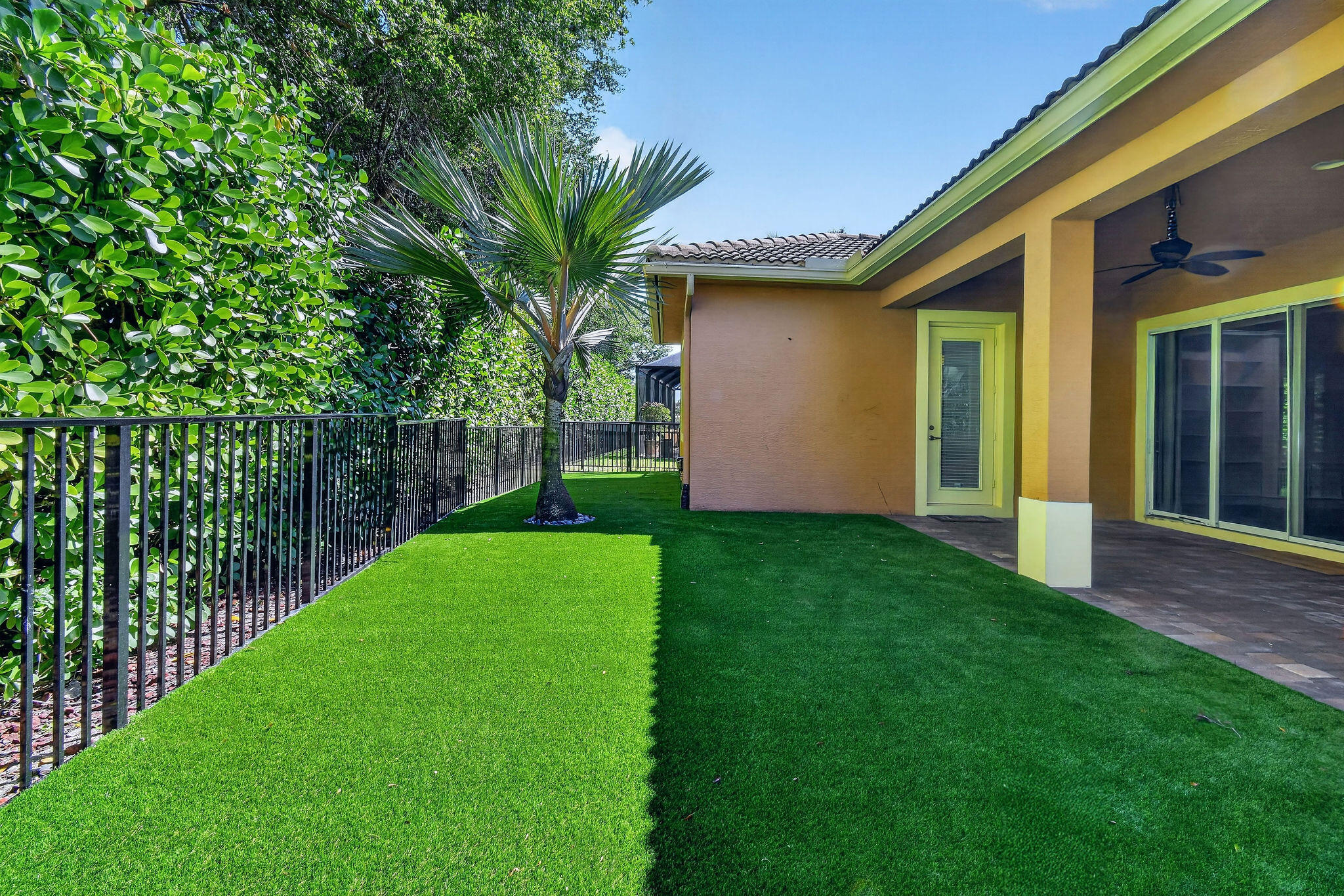 12077 Aviles Circle