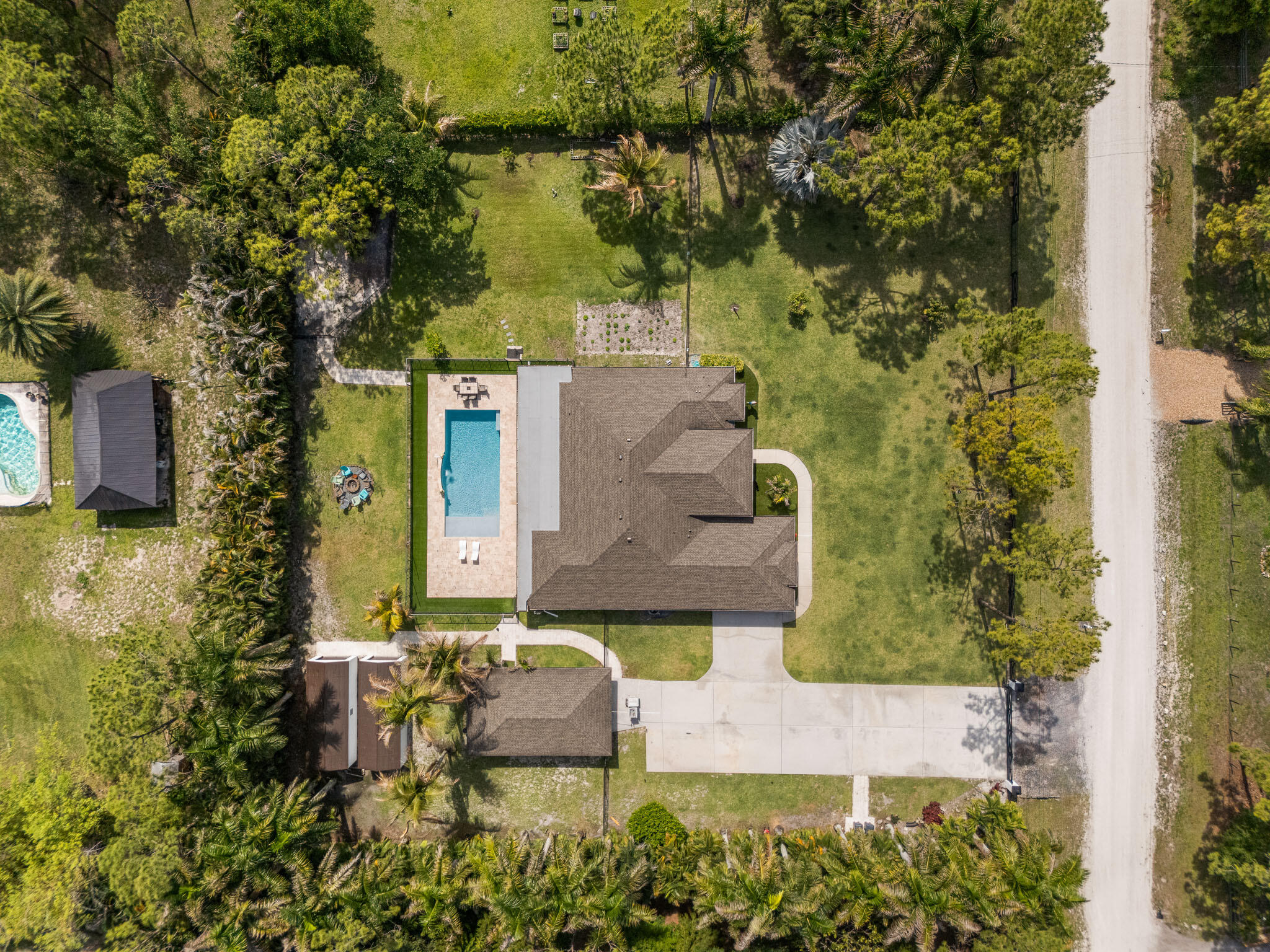 17148 78th Road N