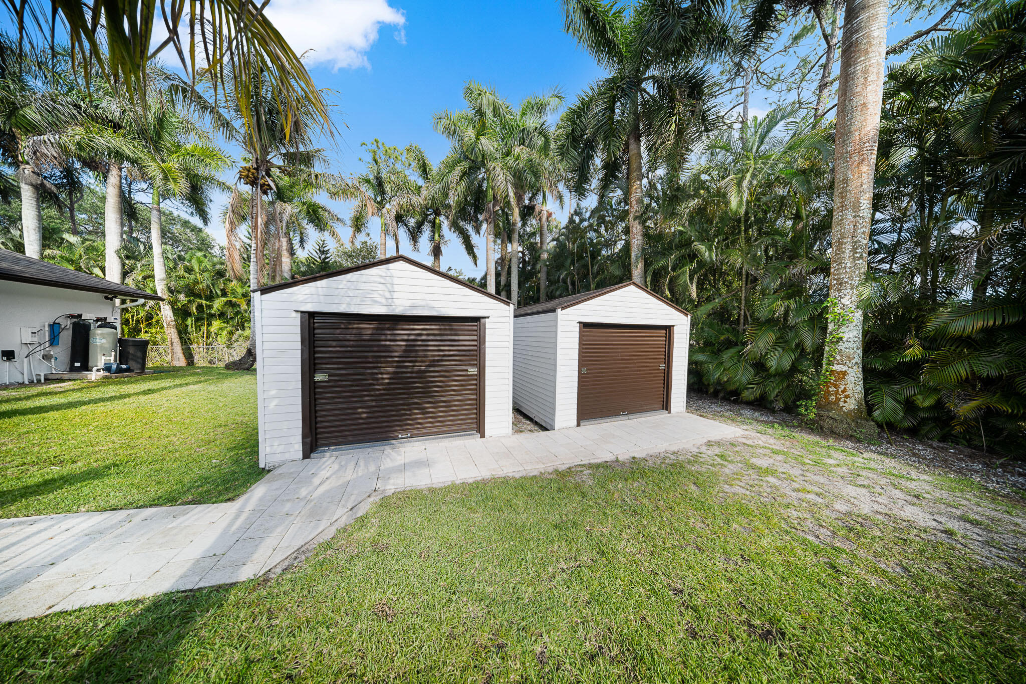 17148 78th Road N