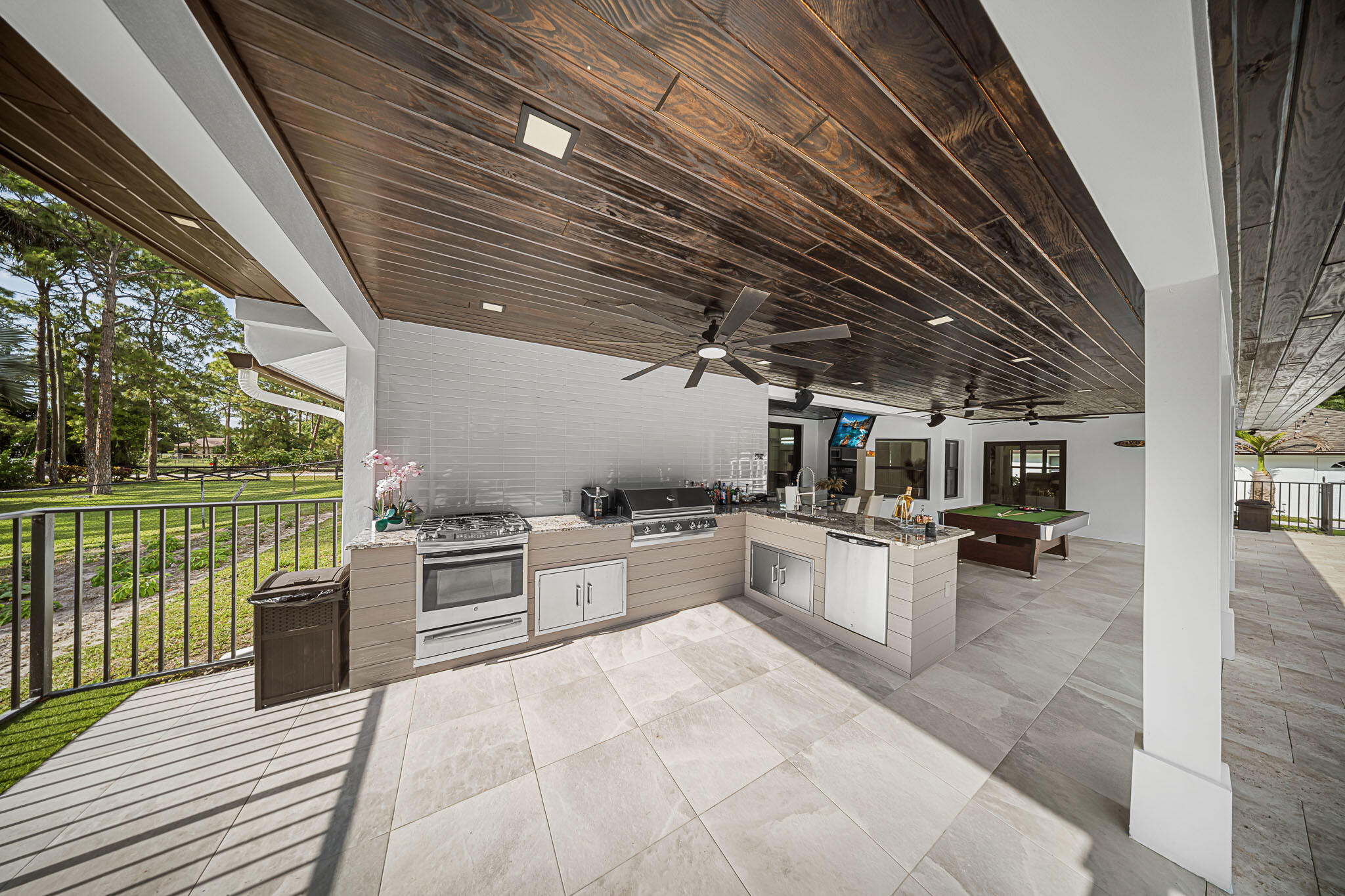 17148 78th Road N